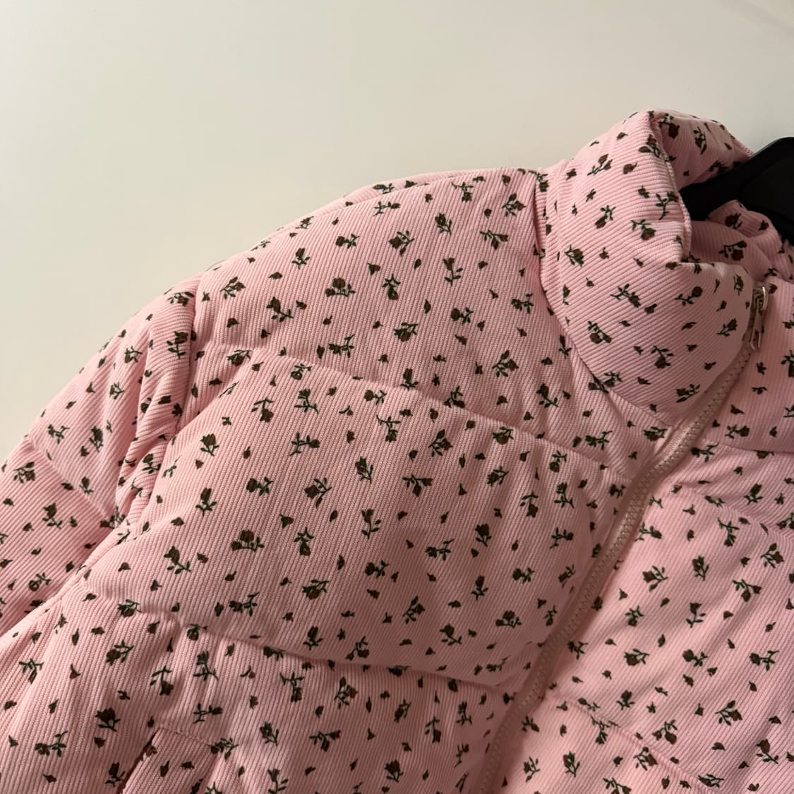 새상품 여자 플라워 골덴 패딩 상품이미지3