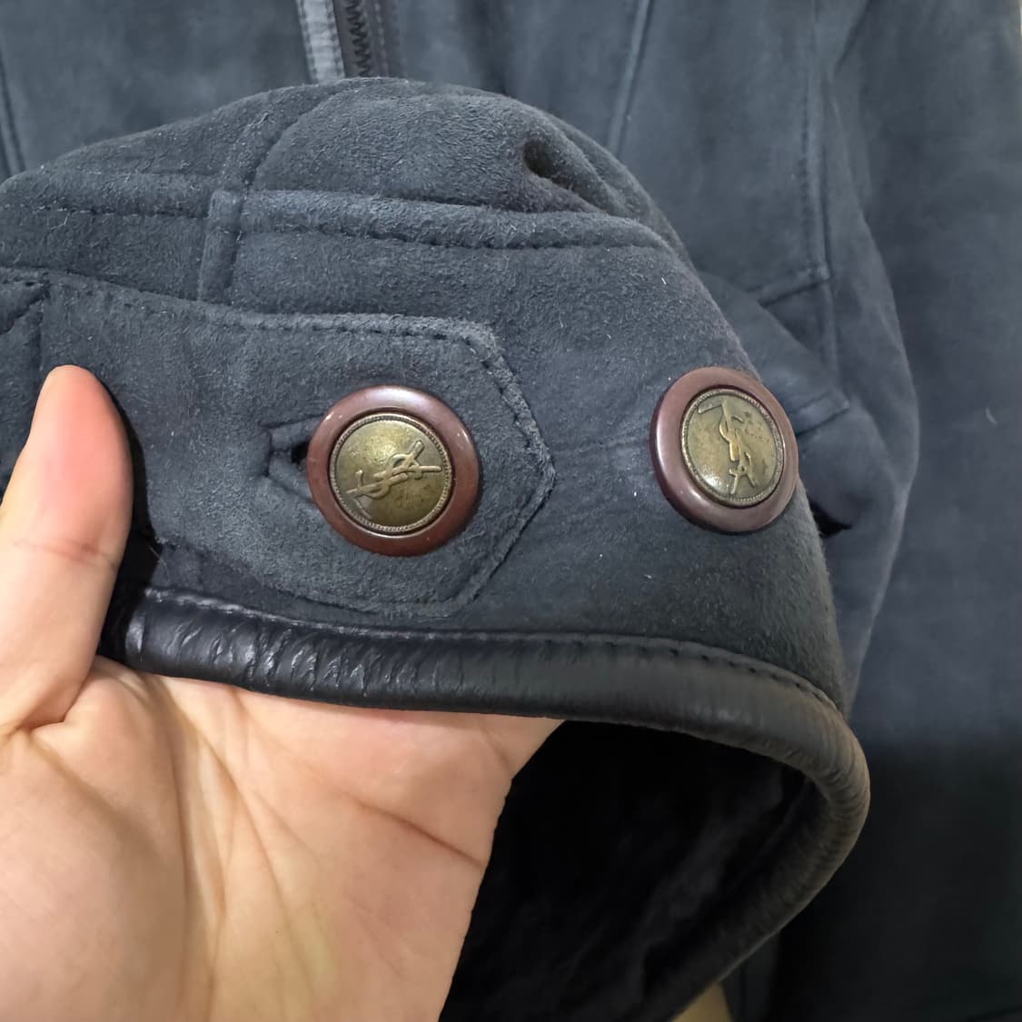 입생로랑 양가죽 무스탕 상품이미지4