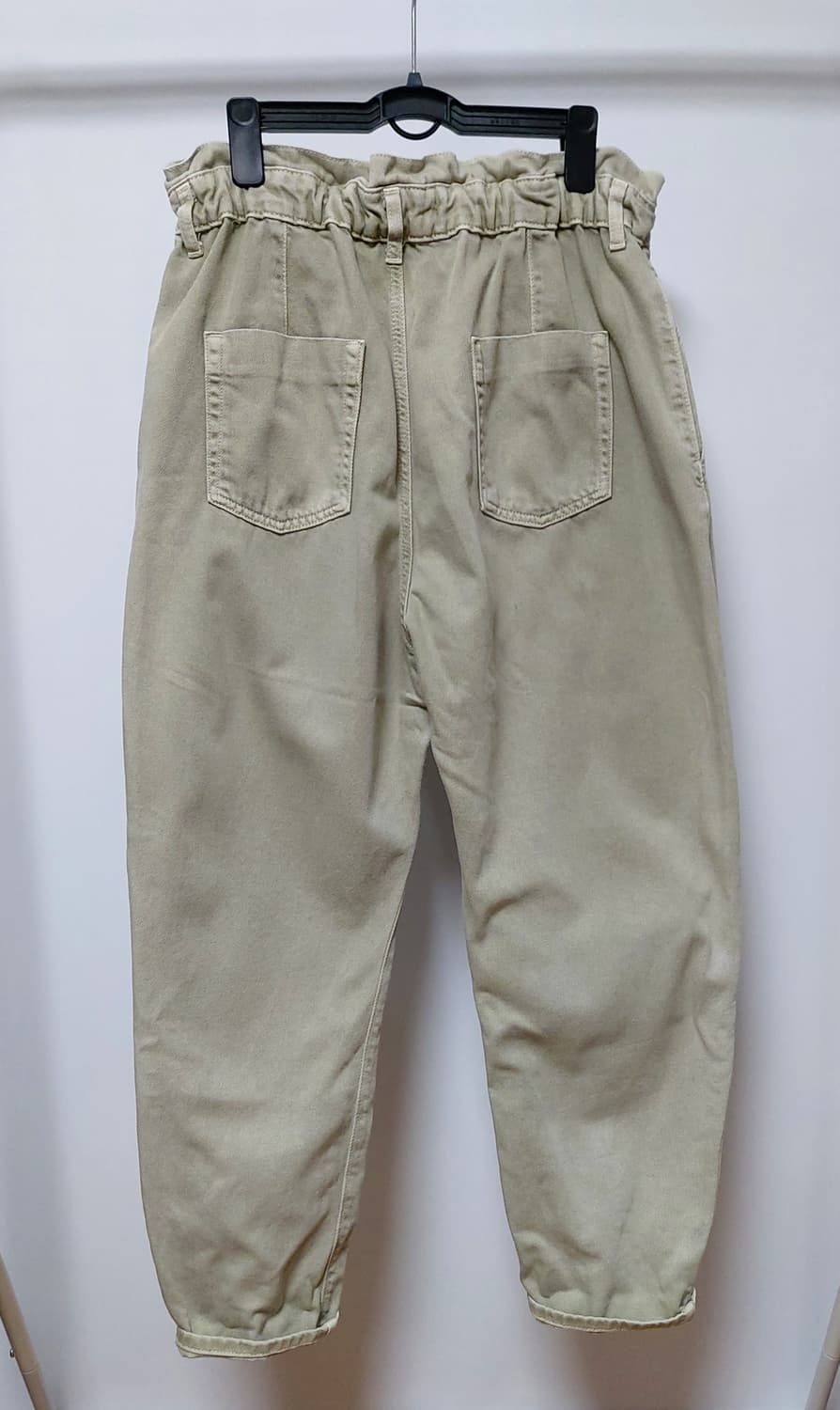 자라 여성 베이지 허리밴딩 바지 (28인치)EUR38

 상품이미지2