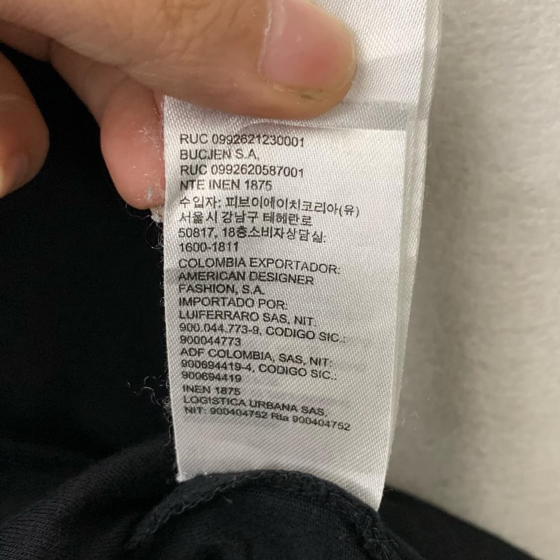 캘빈클라인 진스 블랙 빅로고 프린팅 하프 티셔츠 상품이미지8