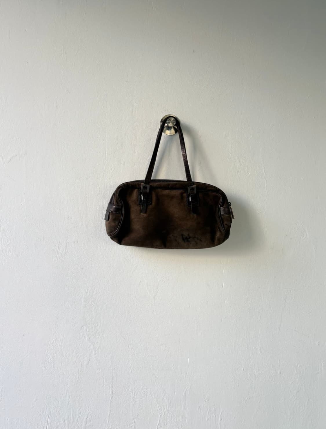 펜디 스웨이드 미니 보스턴 상품이미지4