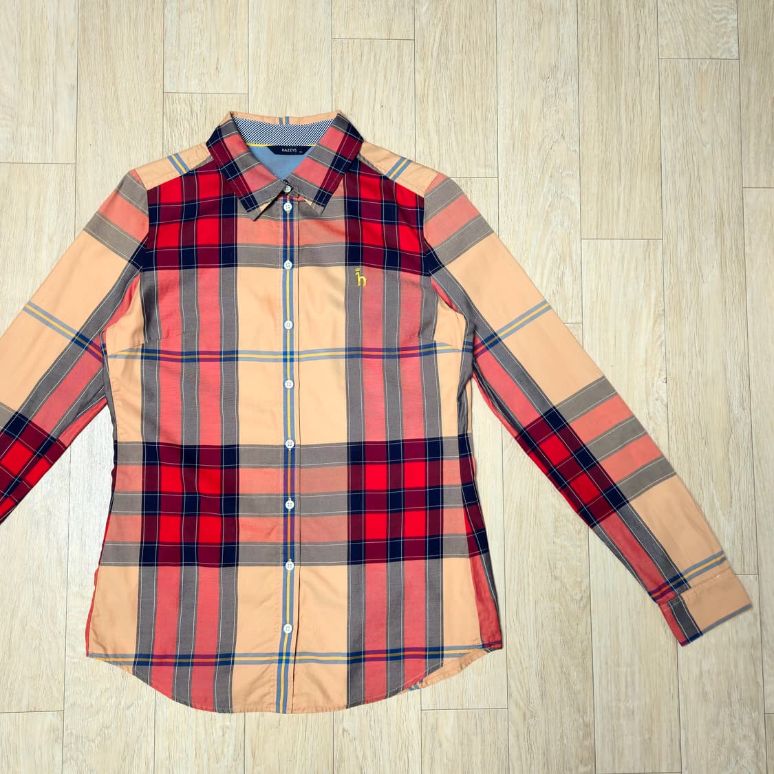 85) 헤지스 슬림핏 레드 베이지 체크 셔츠 상품이미지2