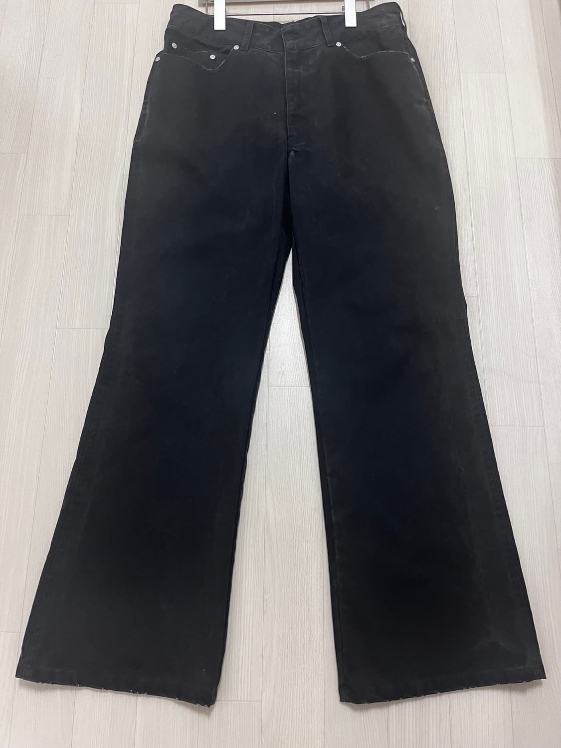 whiteland 플레어핏 바지 상품이미지1