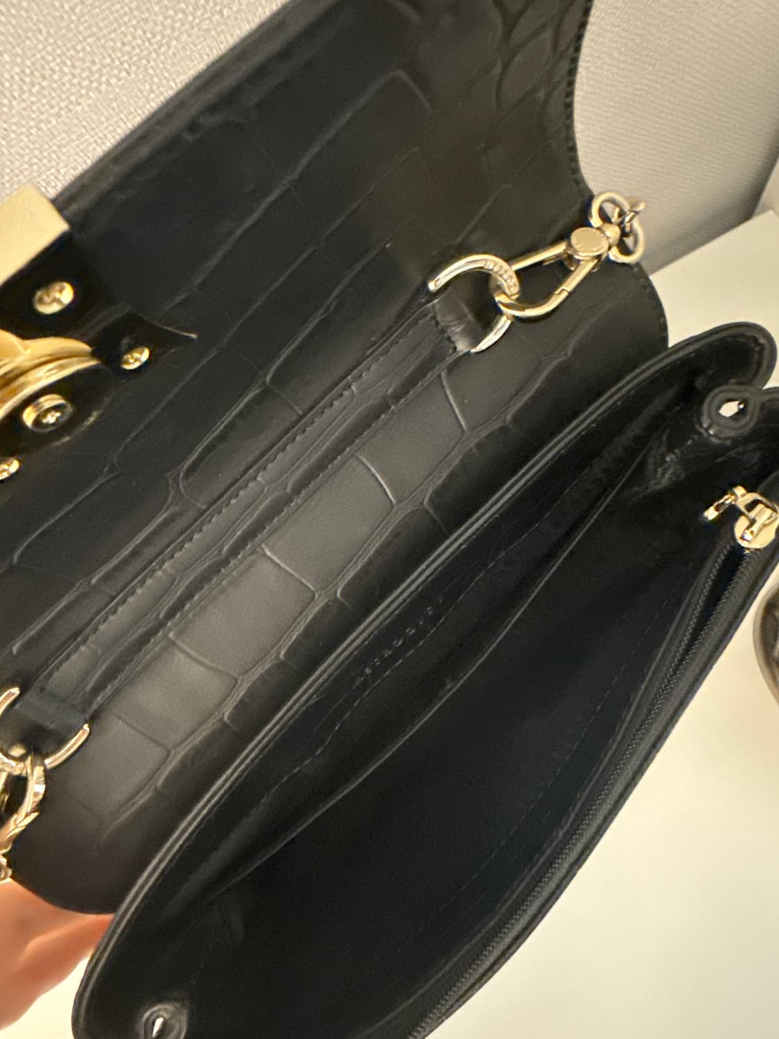 메트로시티 체인 크로스백 블랙 상품이미지2