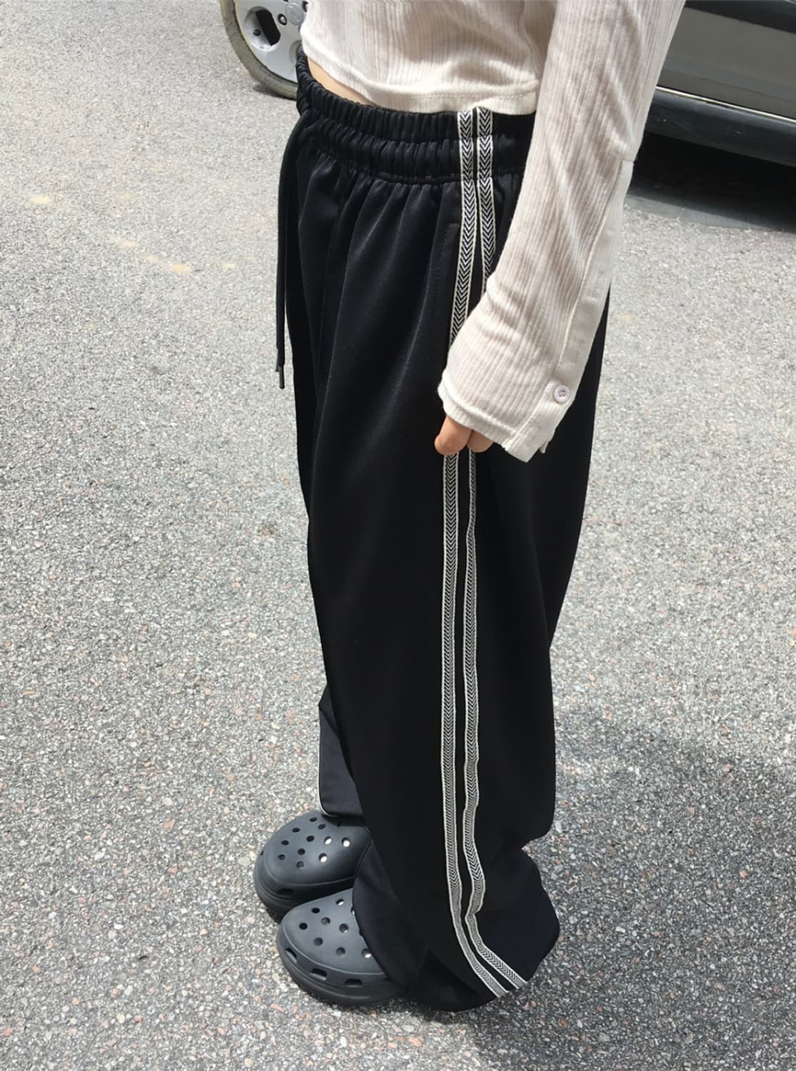 유튜버 남서연 님 착용 아워캐비넷 아이스 트랙 팬츠 M 상품이미지4