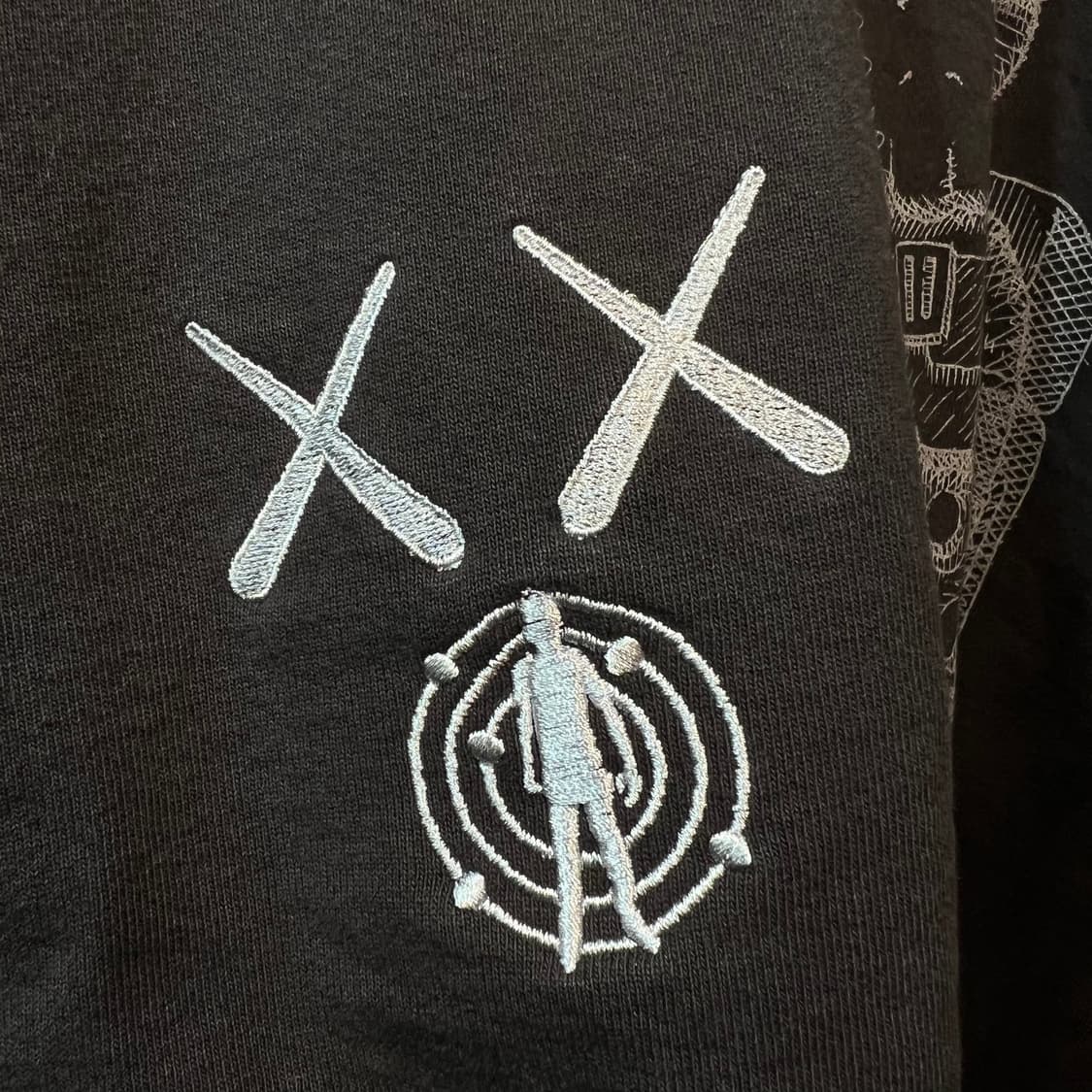 [L] KID CUDI X KAWS 키드커디 카우스 스웻 셔츠 상품이미지3