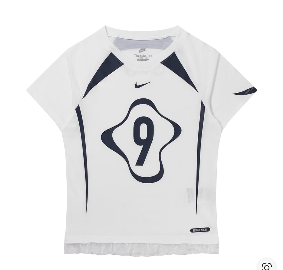 나이키 칠 니트 그래픽 티셔츠 화이트 상품이미지1