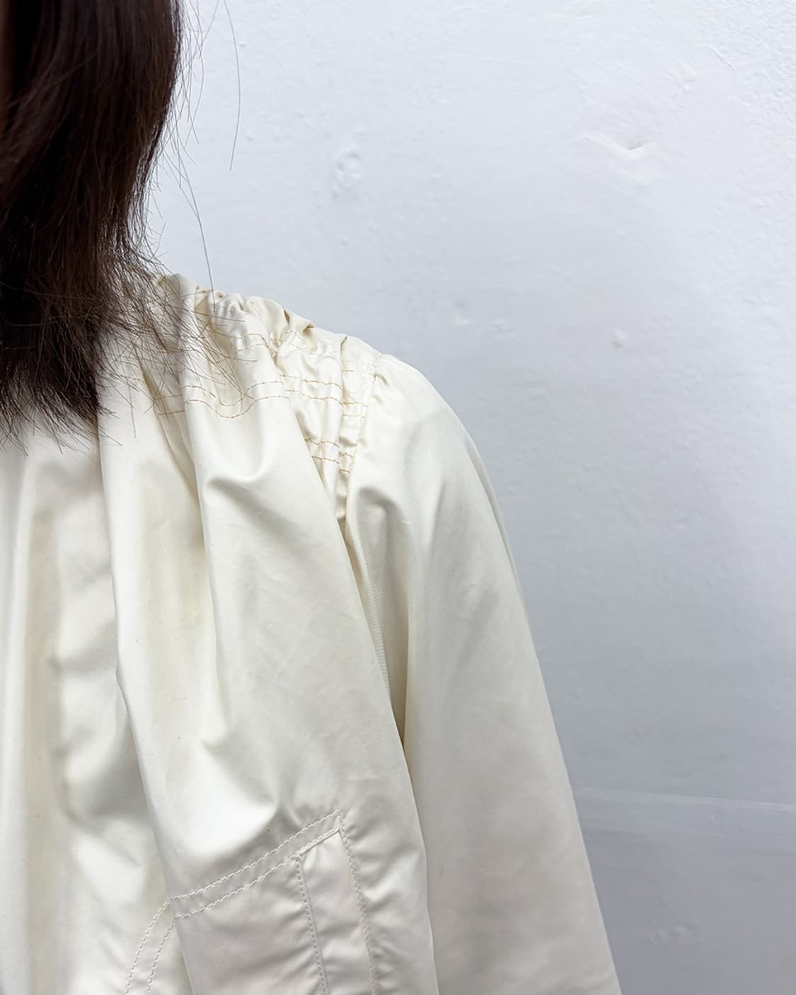 빅터앤롤프 러플 칼라 개더 자켓 상품이미지5