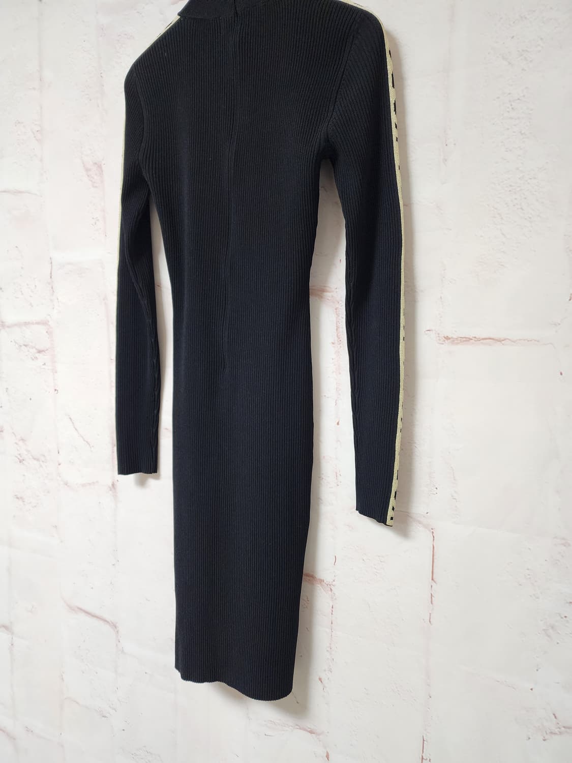 마이클코어스 립 니트 원피스
 상품이미지4