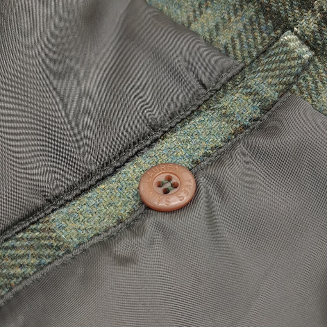 CN760 L 입생로랑 옴므 울 체크 보아카라 하프코트 상품이미지8