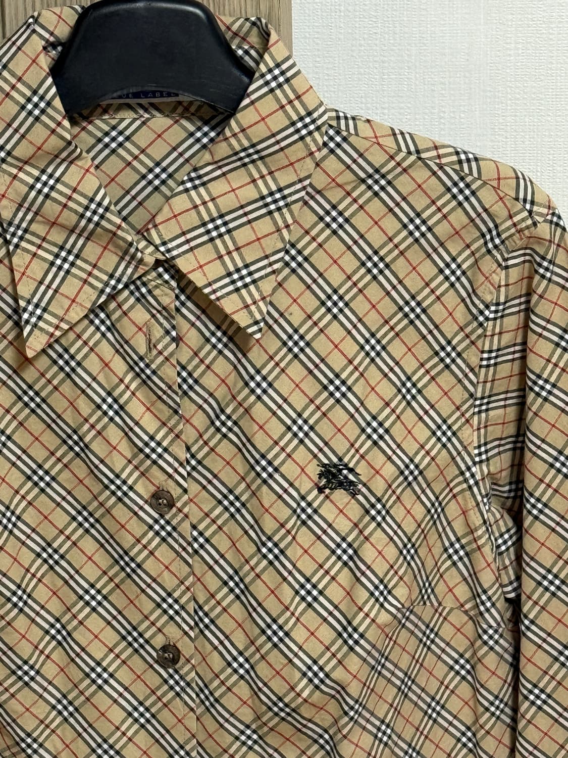 버버리 셔츠 38사이즈(정품) 상품이미지1