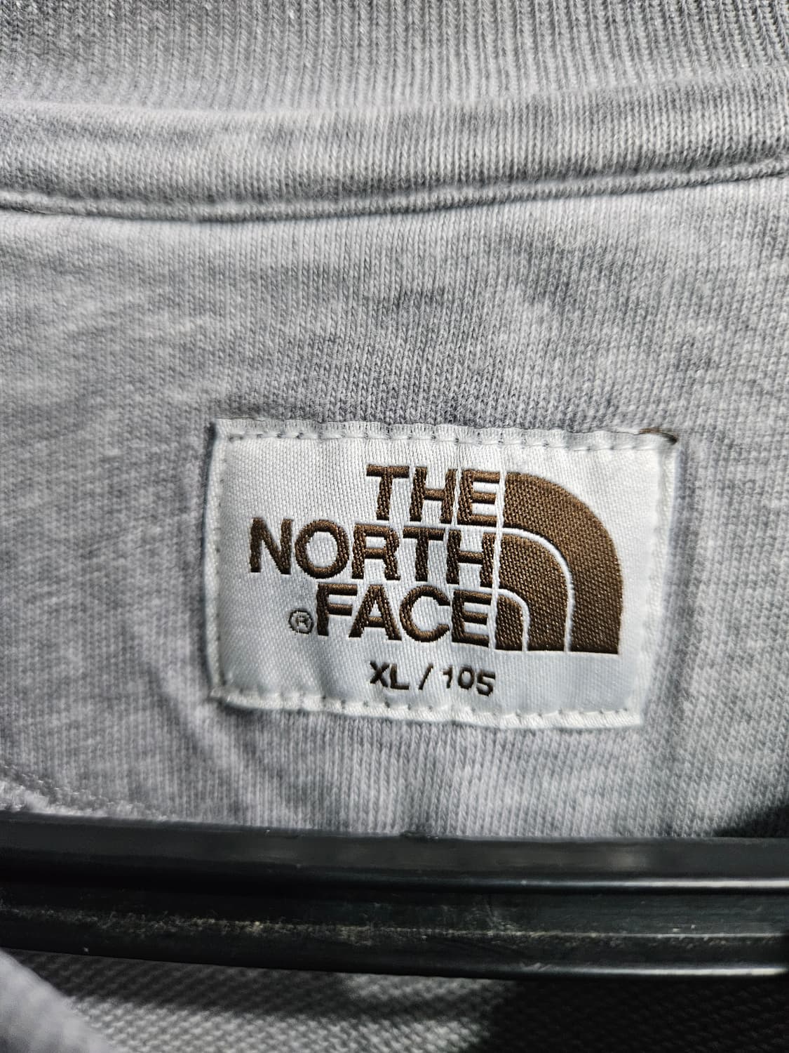 노스페이스 그레이컬러 남성 105 맨투맨  상품이미지3