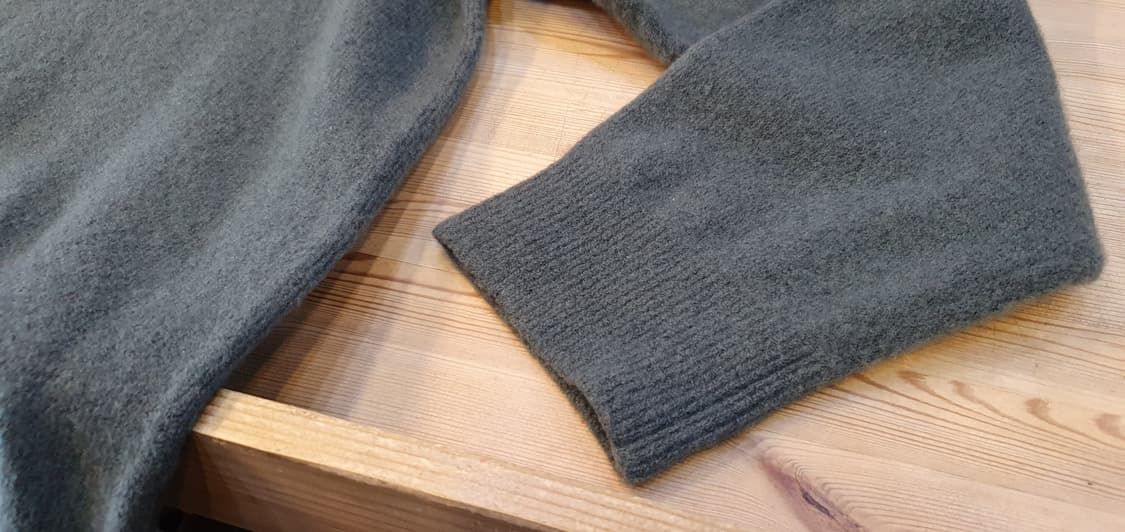 105.COS 울스판 니트 상품이미지4