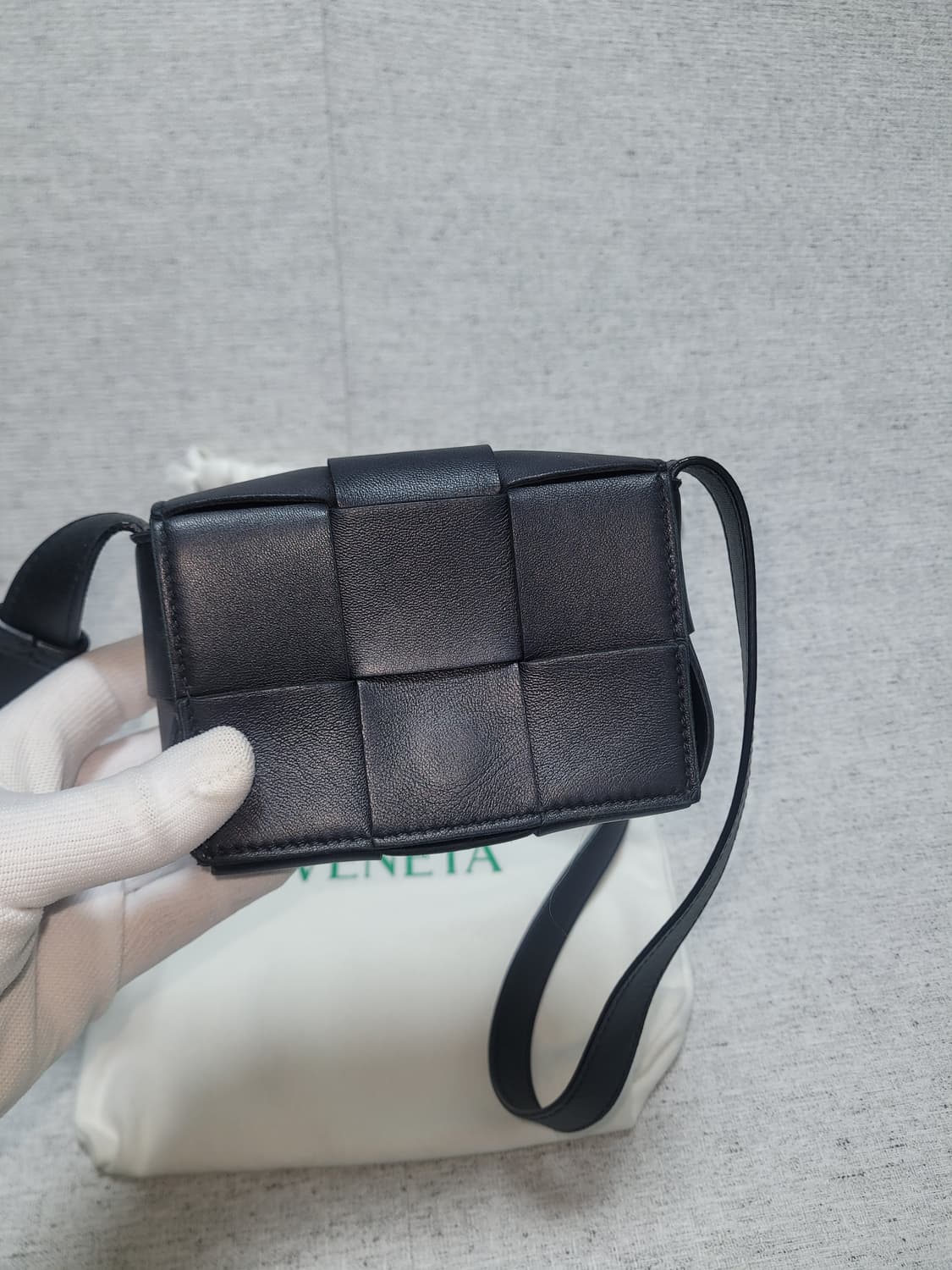 보테가베네타 카세트백 미니 팝니다 상품이미지1