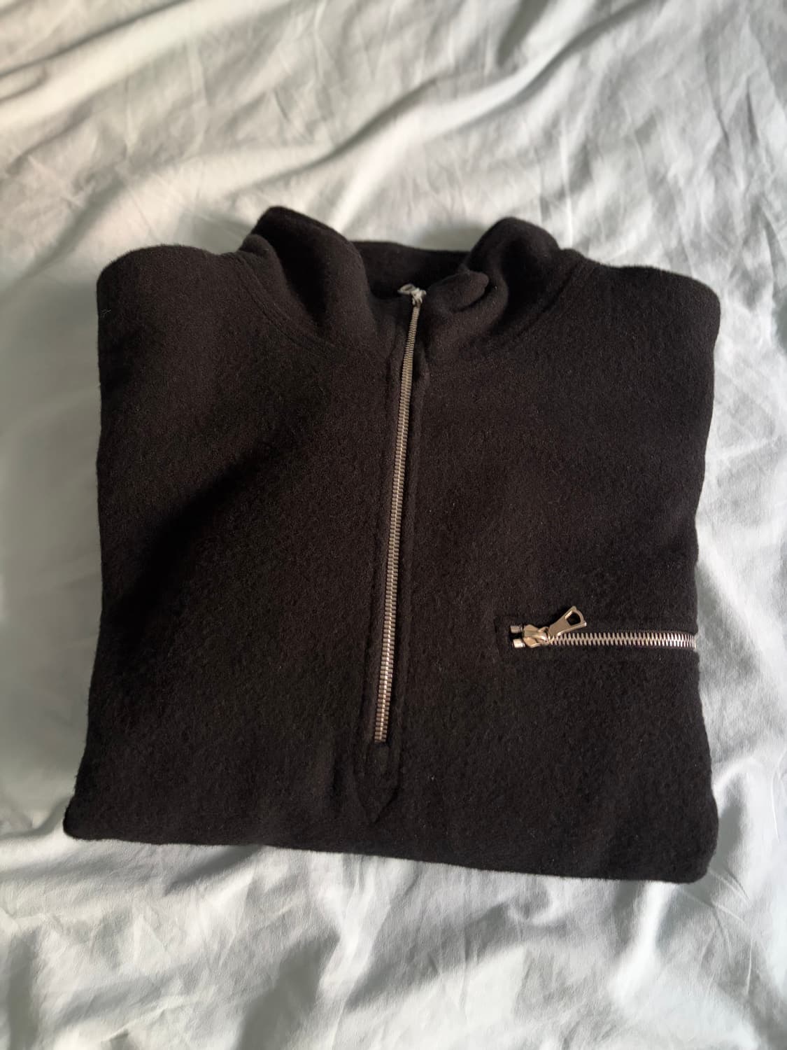 리에르 플리스 하프집업 블랙 상품이미지2