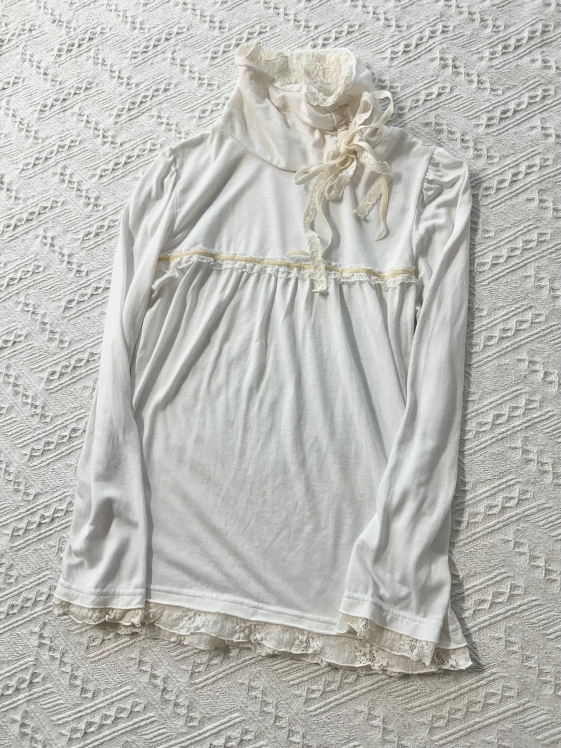 리본 모티프 넥 레이스 셔링 디테일 폴라 넥 티 2pcs SET 상품이미지9