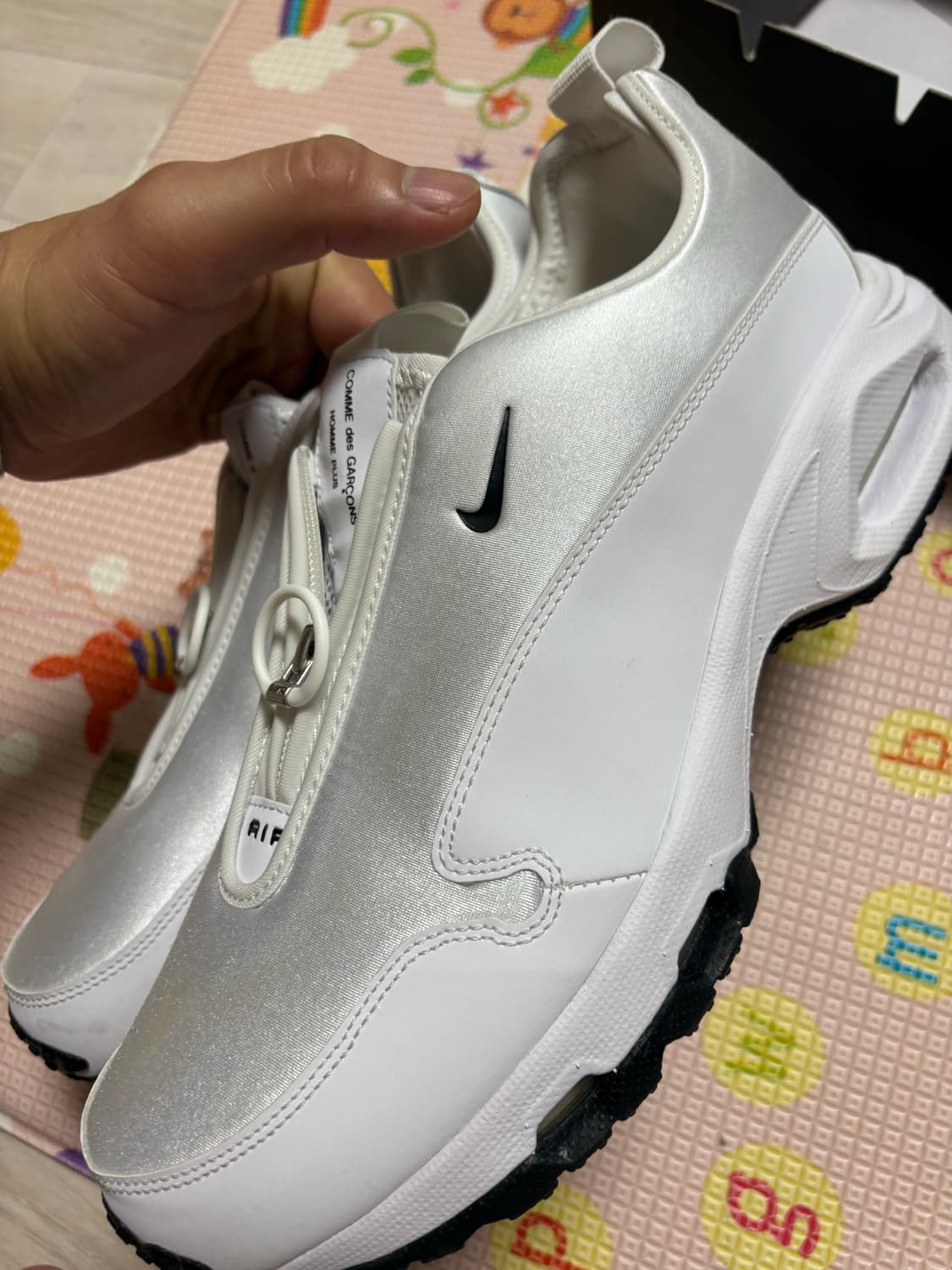 나이키 꼼데가르송 나이키 꼼데 에어 맥스 선더 SP 흰색 상품이미지3