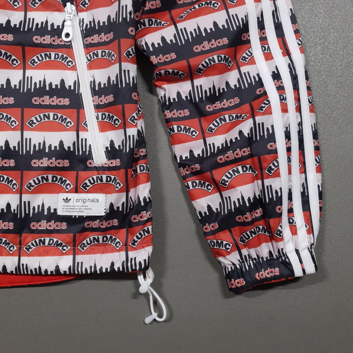 아디다스 X RUN DMC 콜라보 한정판 양면 리버서블 바람막이 져지 상품이미지5