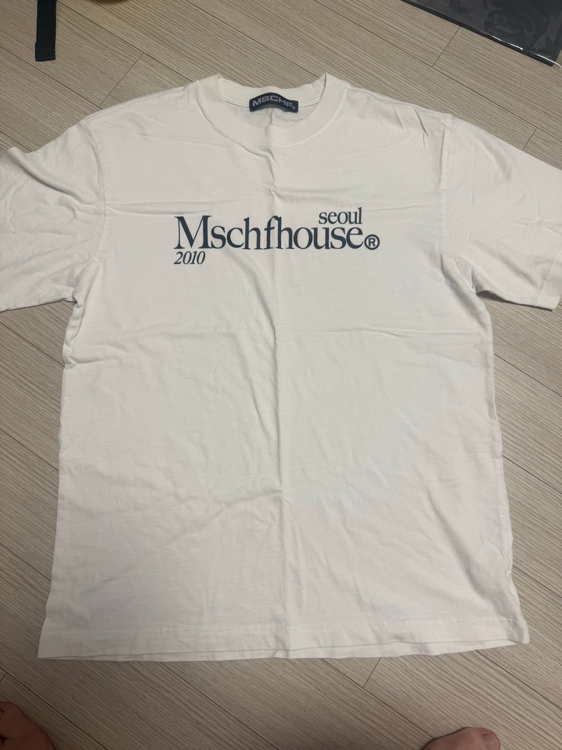 미스치프 하우스 티셔츠 상품이미지1
