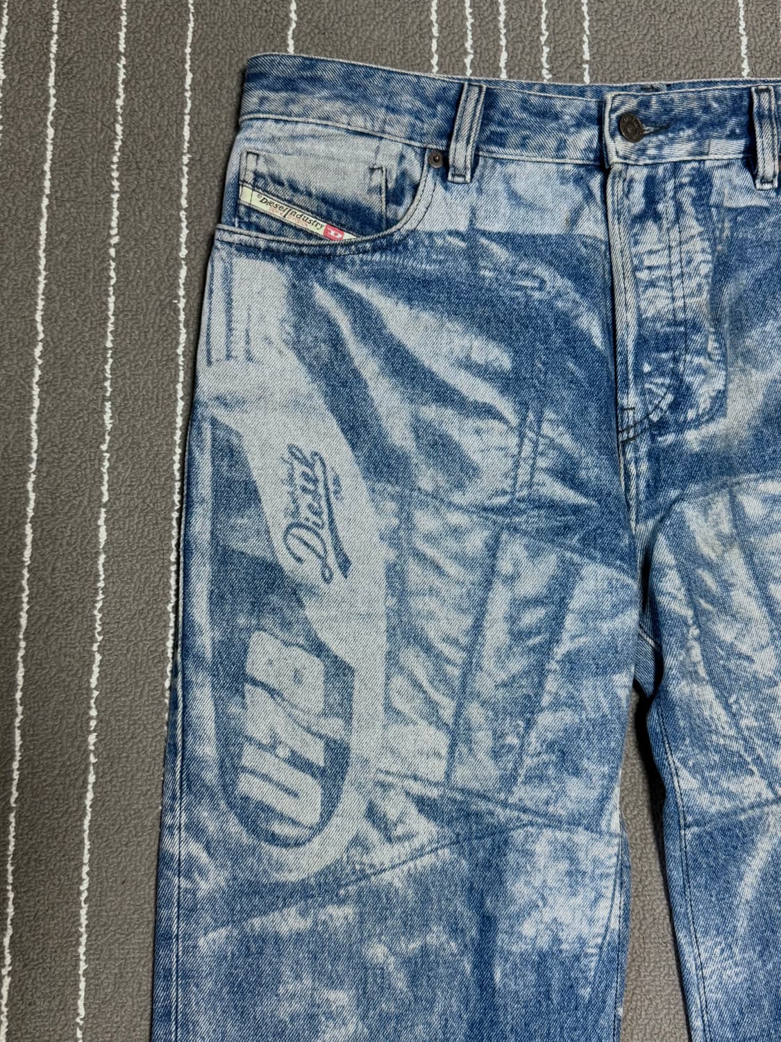 디젤 2022 SS 1955 레이싱 데님 팬츠 상품이미지2