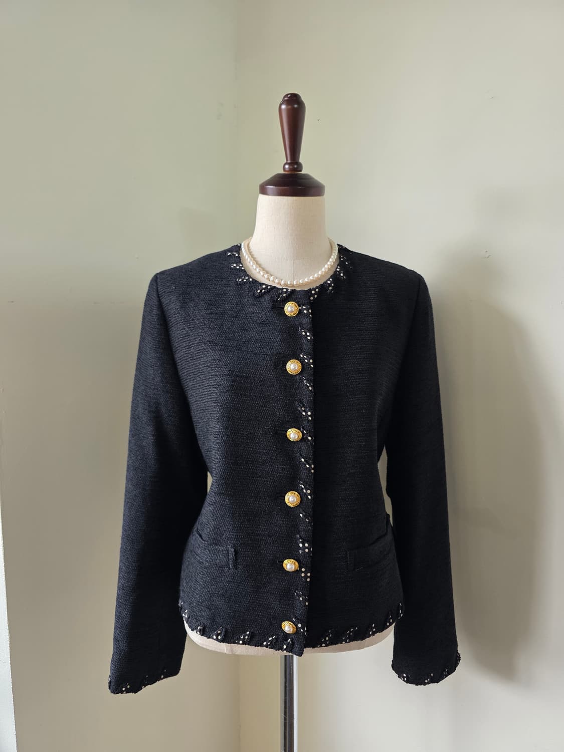 KETTY 금장 버튼 블랙 트위드 자켓 상품이미지1