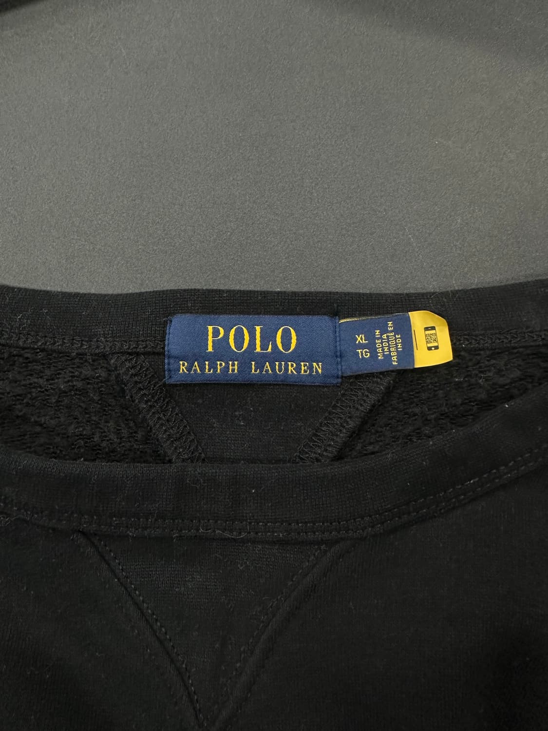 폴로 랄프로렌 블랙 크루넥 기모 맨투맨 상품이미지4