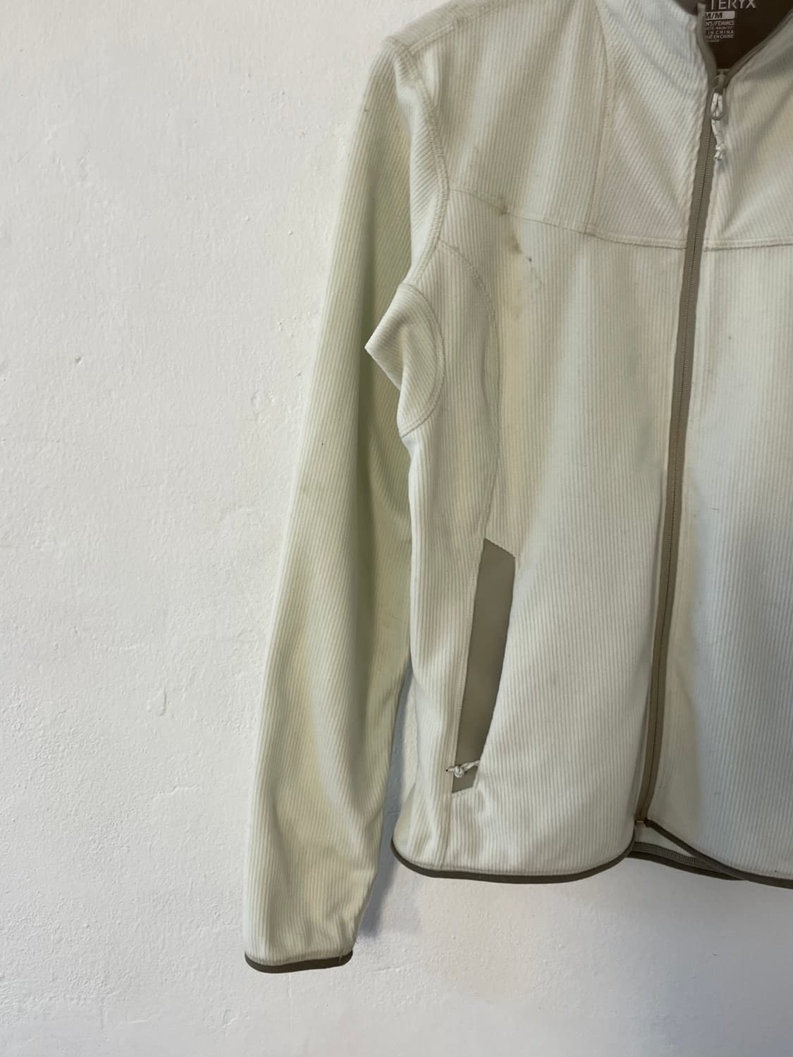 아크테릭스 감마 우먼 집업  상품이미지2