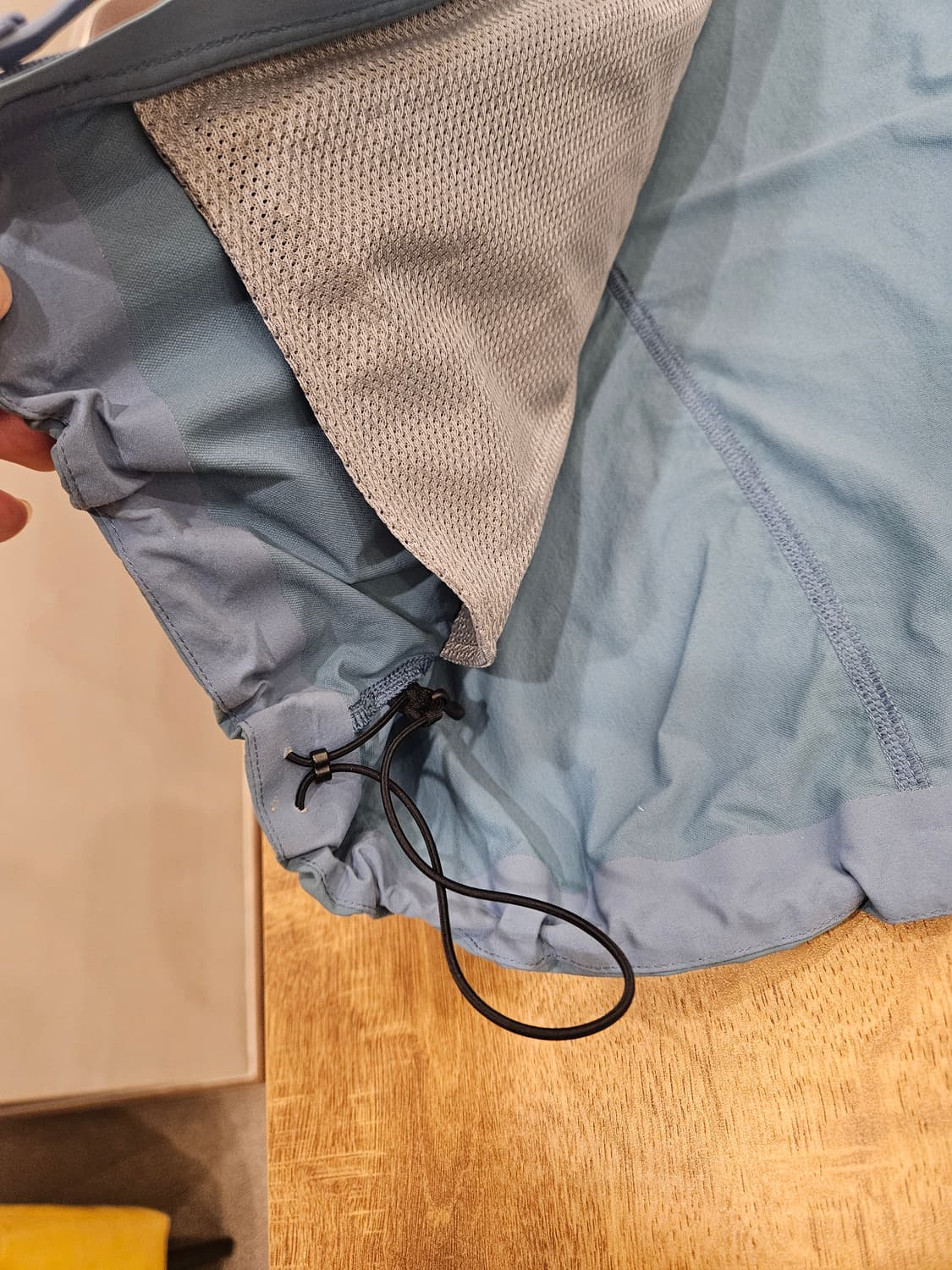 아크테릭스 감마 lt 후드 솔레스 상품이미지3