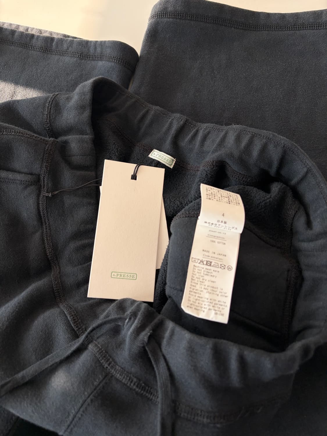 아프레쎄 스웻팬츠 블랙 4 상품이미지5