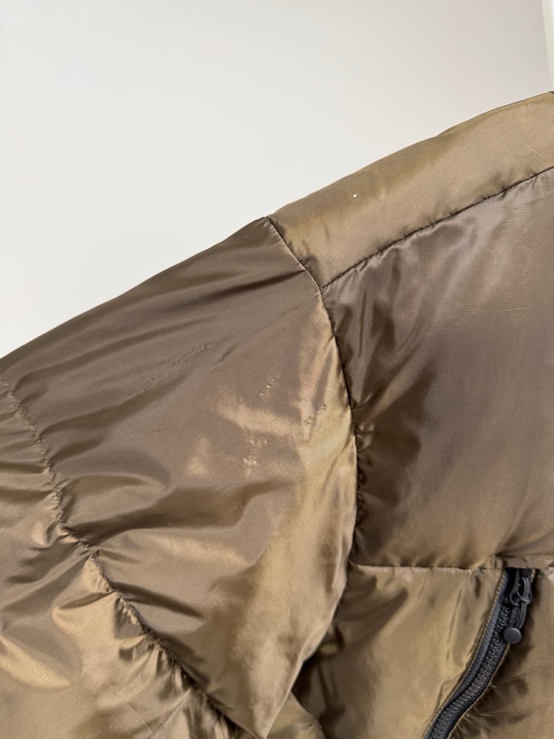 프리즘웍스 알타비아 덕 다운 패딩 상품이미지4