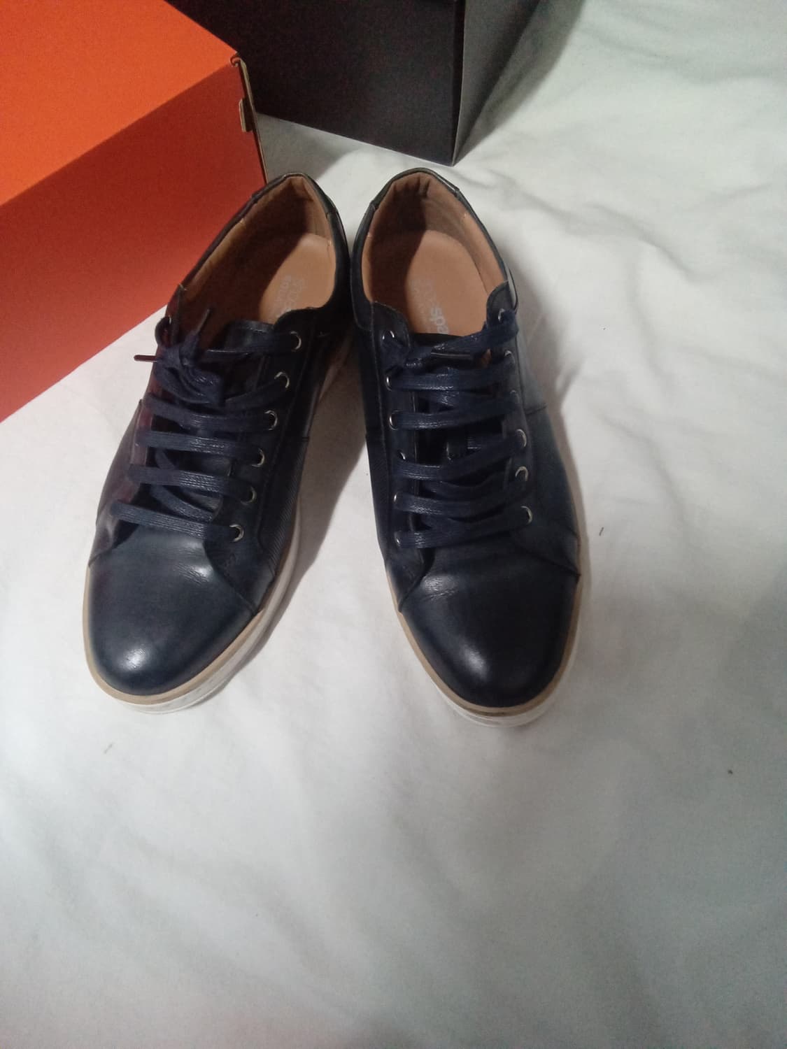 소다(SODA) 남성 스니커즈 APM152 IT-10 네이비 가죽 스니커 상품이미지1