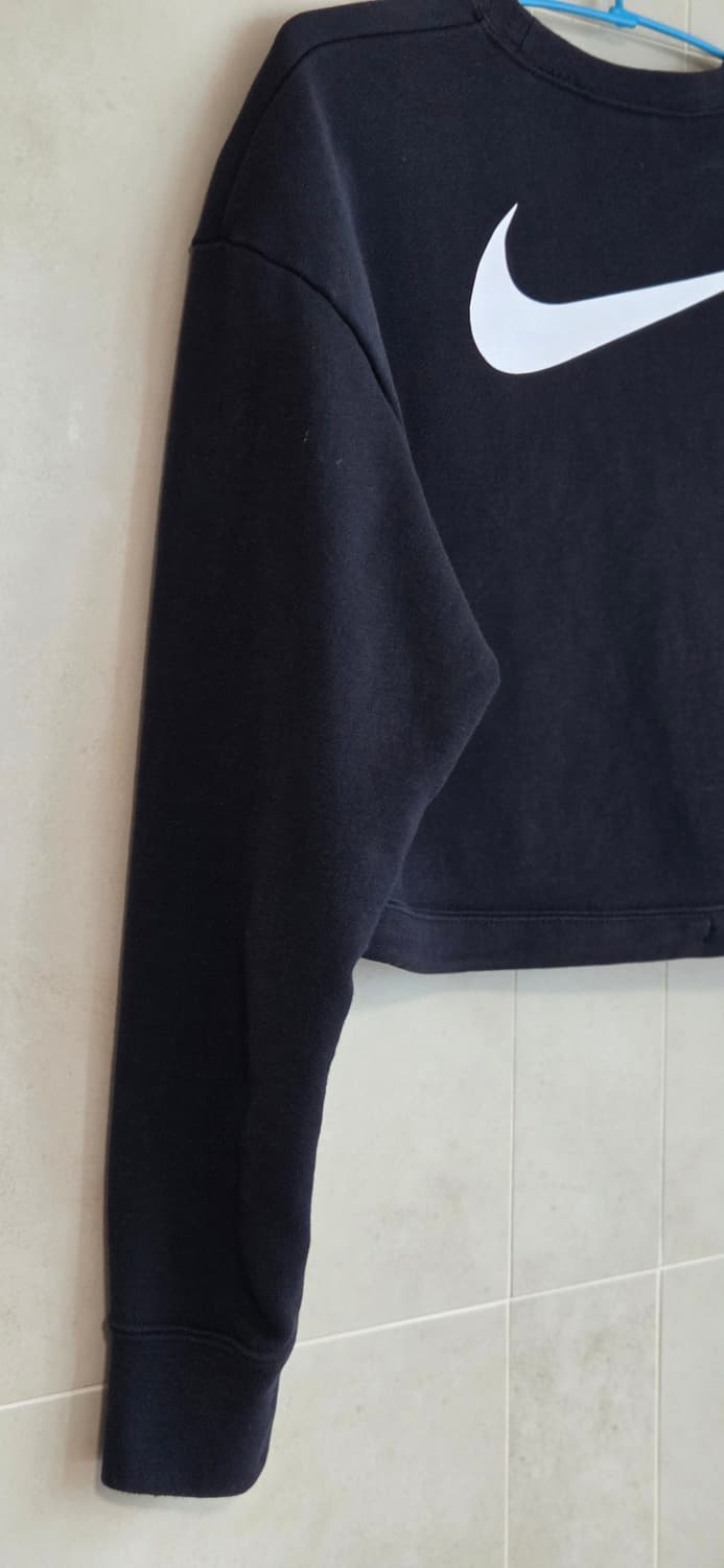 나이키 우먼 크롭 푸츄라 맨투맨 S사이즈 80
155/80A
택포 상품이미지5