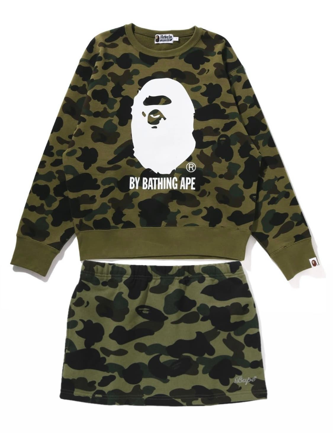 베이프 맨투맨&스커트 세트 상품이미지1