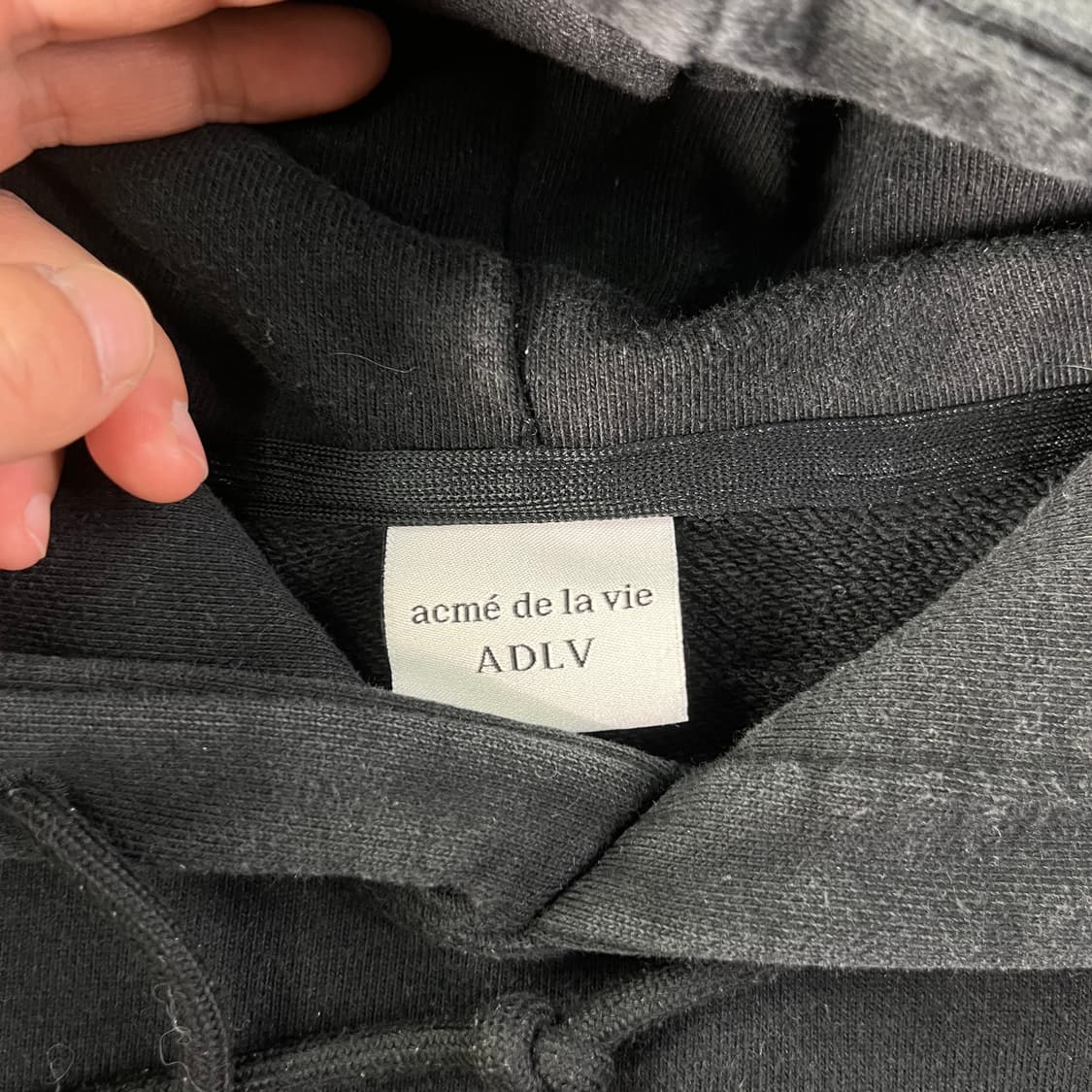 105 아크메드라비 후드티 상품이미지5