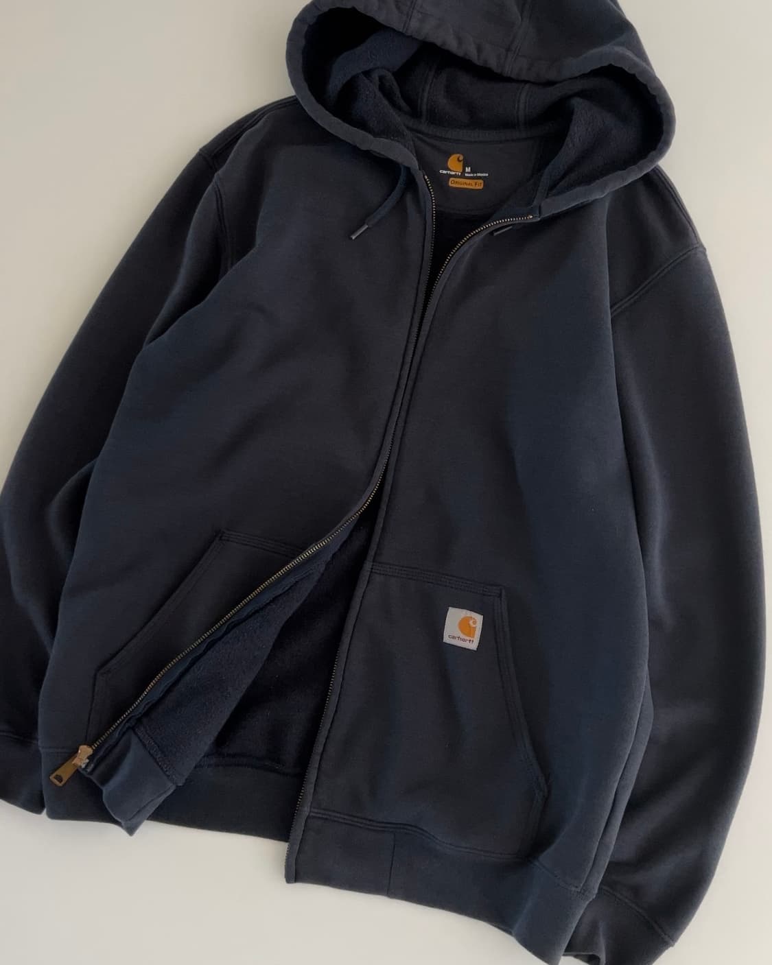 칼하트 네이비 후드집업 M 상품이미지2