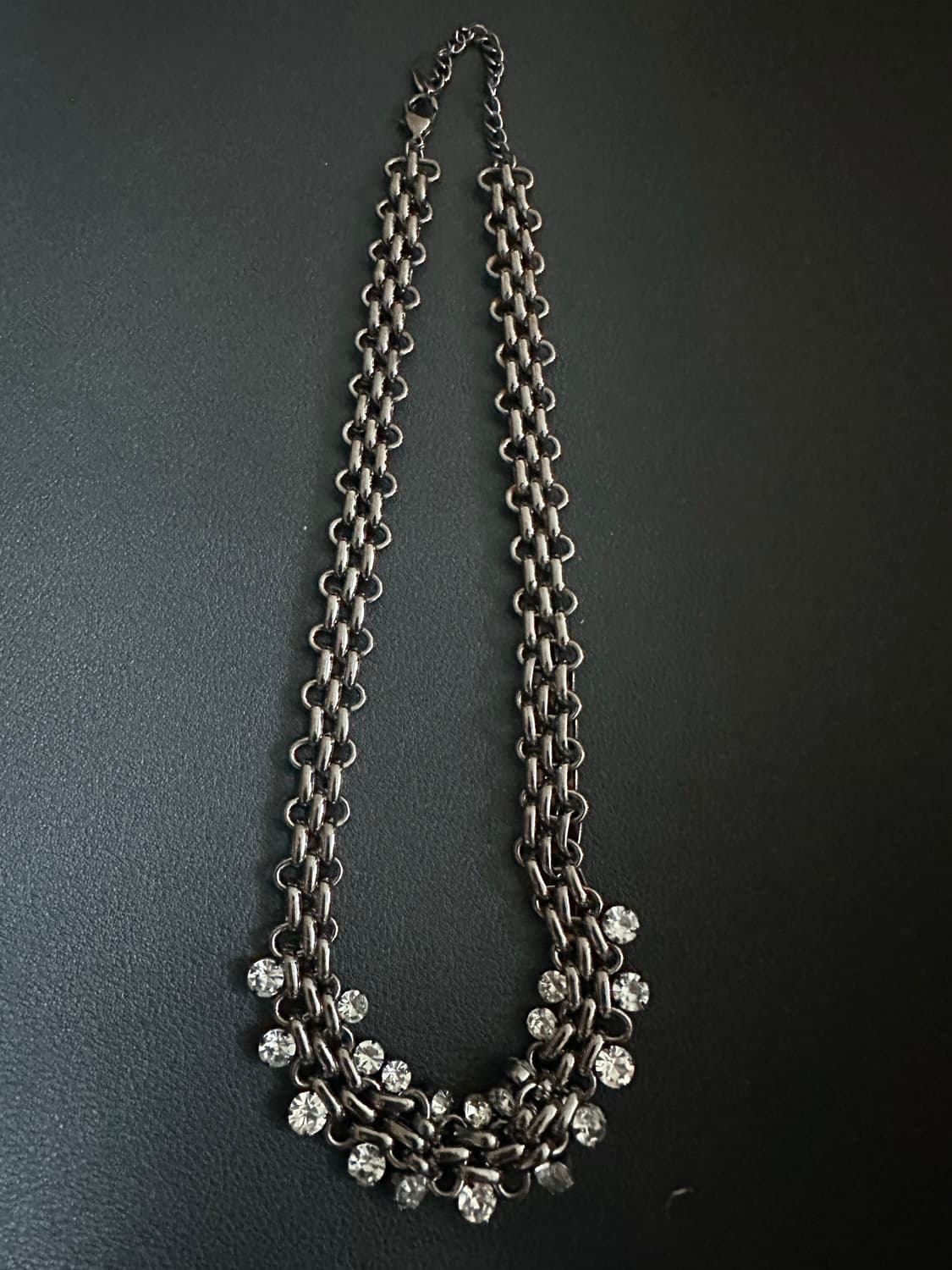 매듭 형태 목걸이 상품이미지2