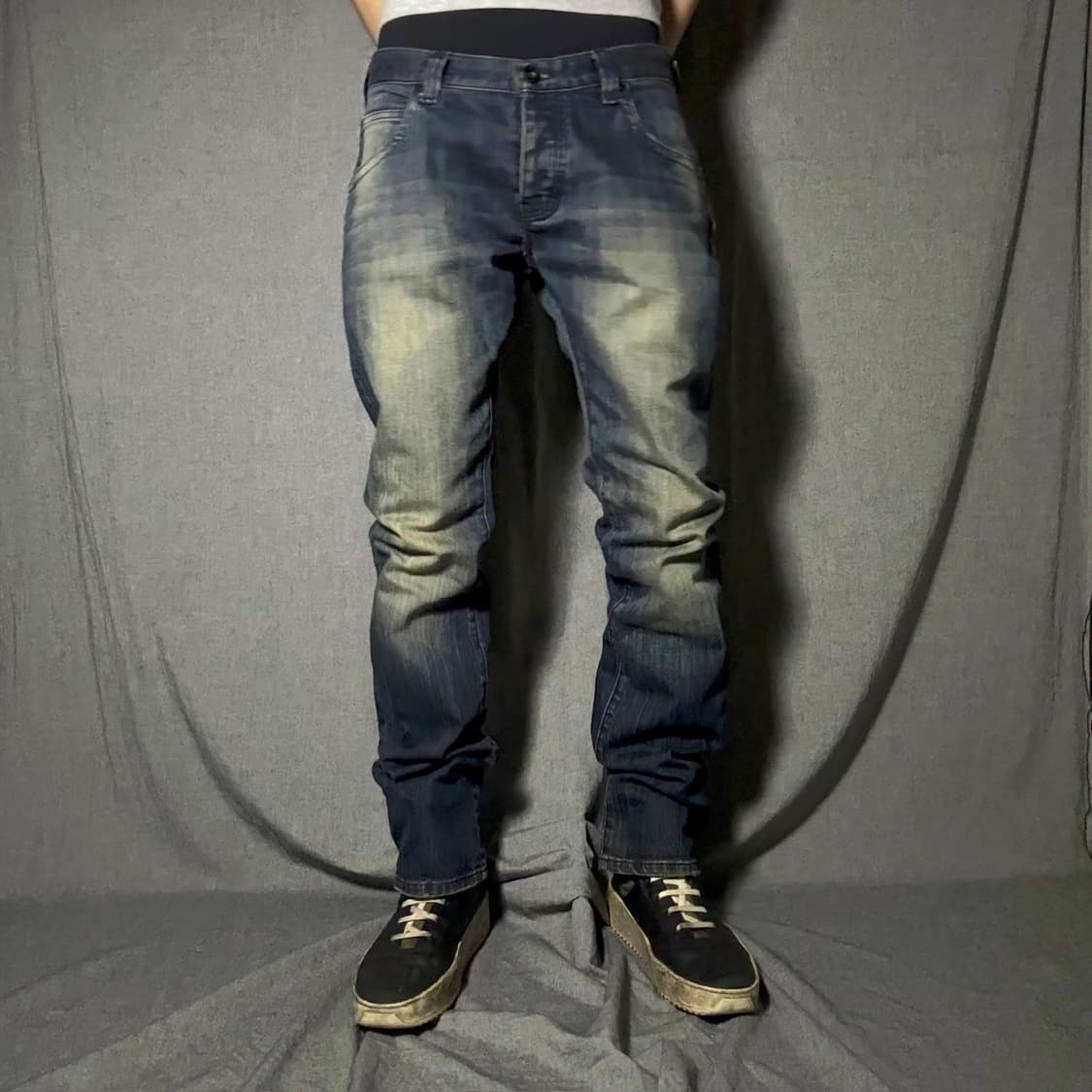 아르마니 슬림핏 워싱 데님 팬츠 상품이미지4