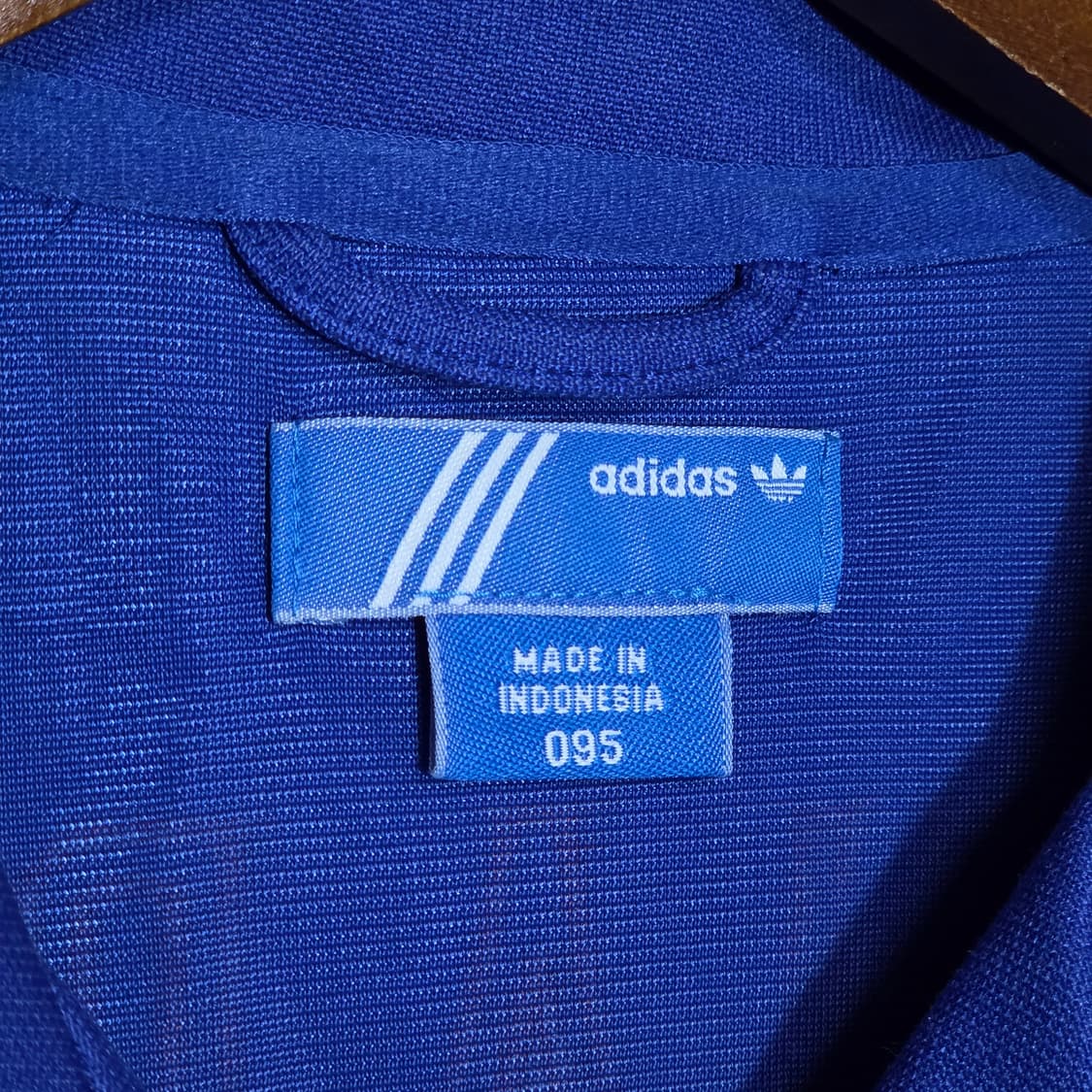 아디다스 에콰도르 블루 슬림핏 져지 트랙탑 상품이미지9