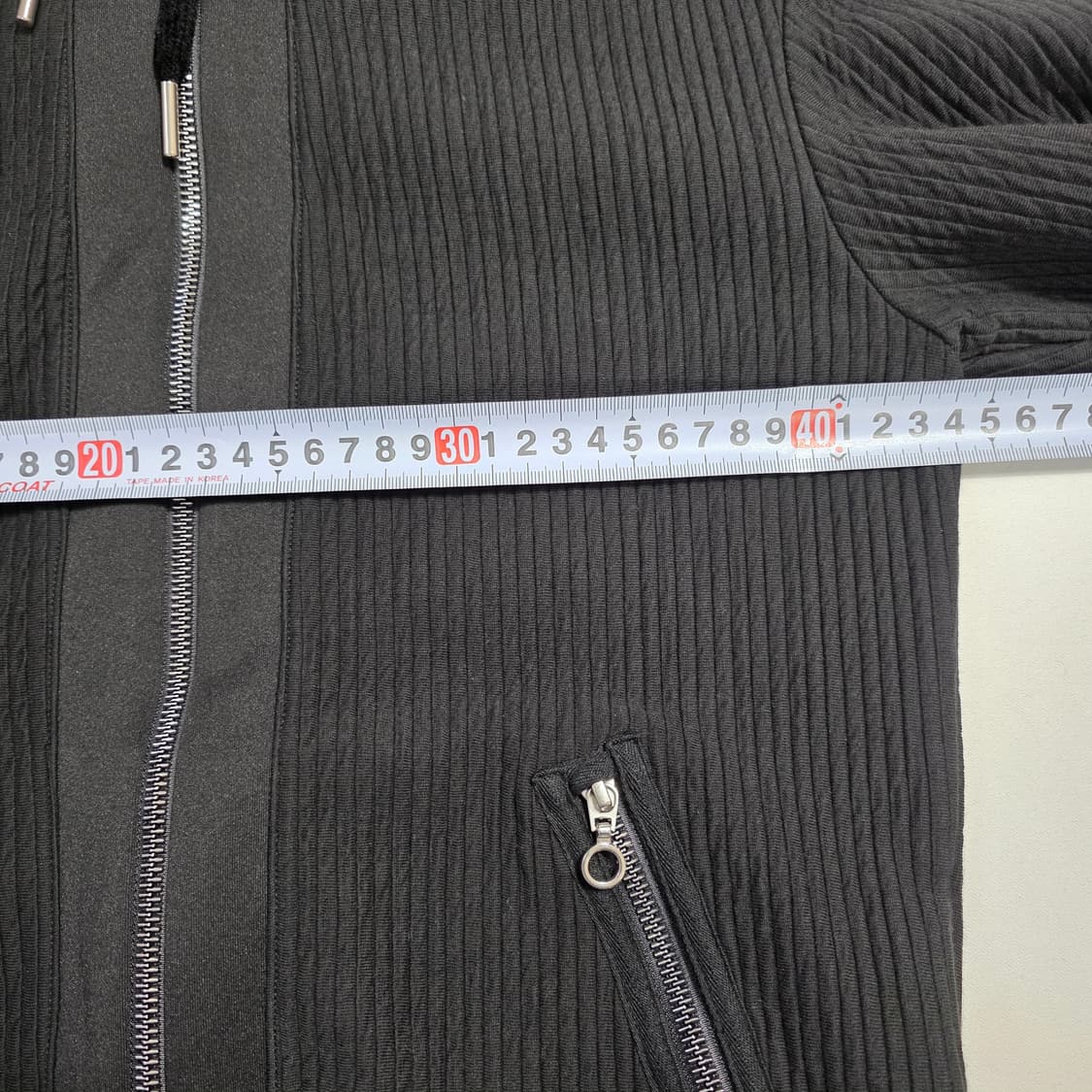 1794 [데상트] 골지 블랙 텍스쳐 후드집업 s 상품이미지3