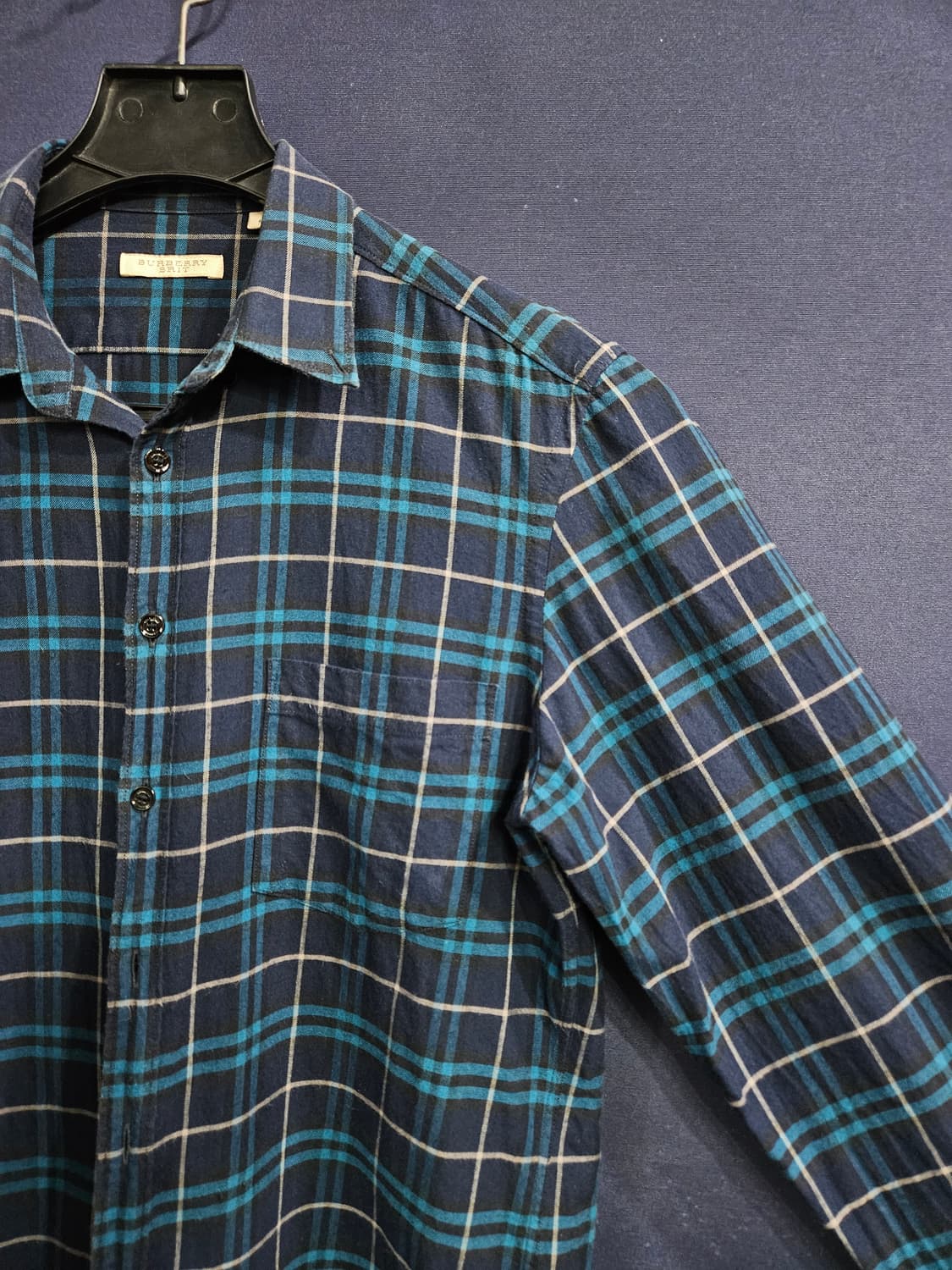 버버리 스트라이프 체크 남성 95 긴팔셔츠  상품이미지4