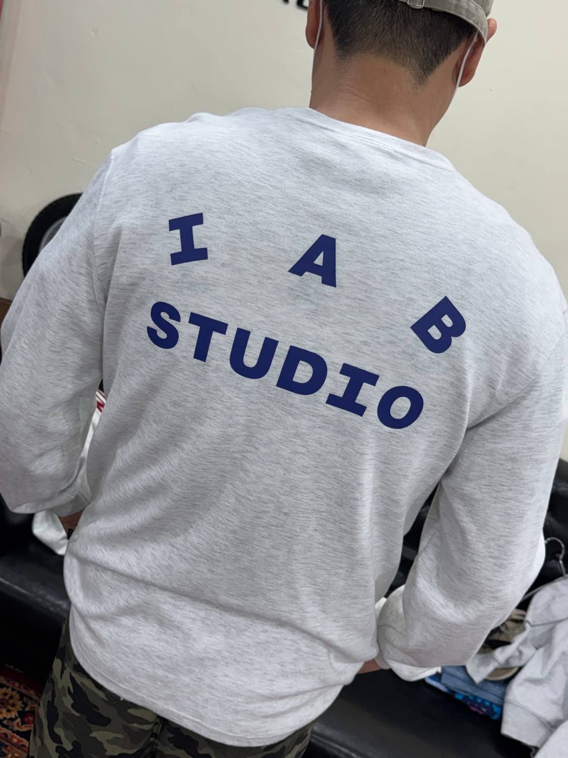 아이앱스튜디오 롱슬리브 라이트 그레이 L 상품이미지5