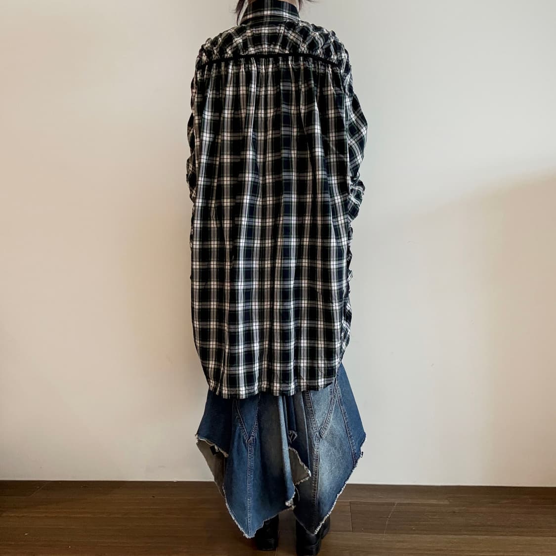 KIDILL Ruched Plaid Oversized Shirt 상품이미지4