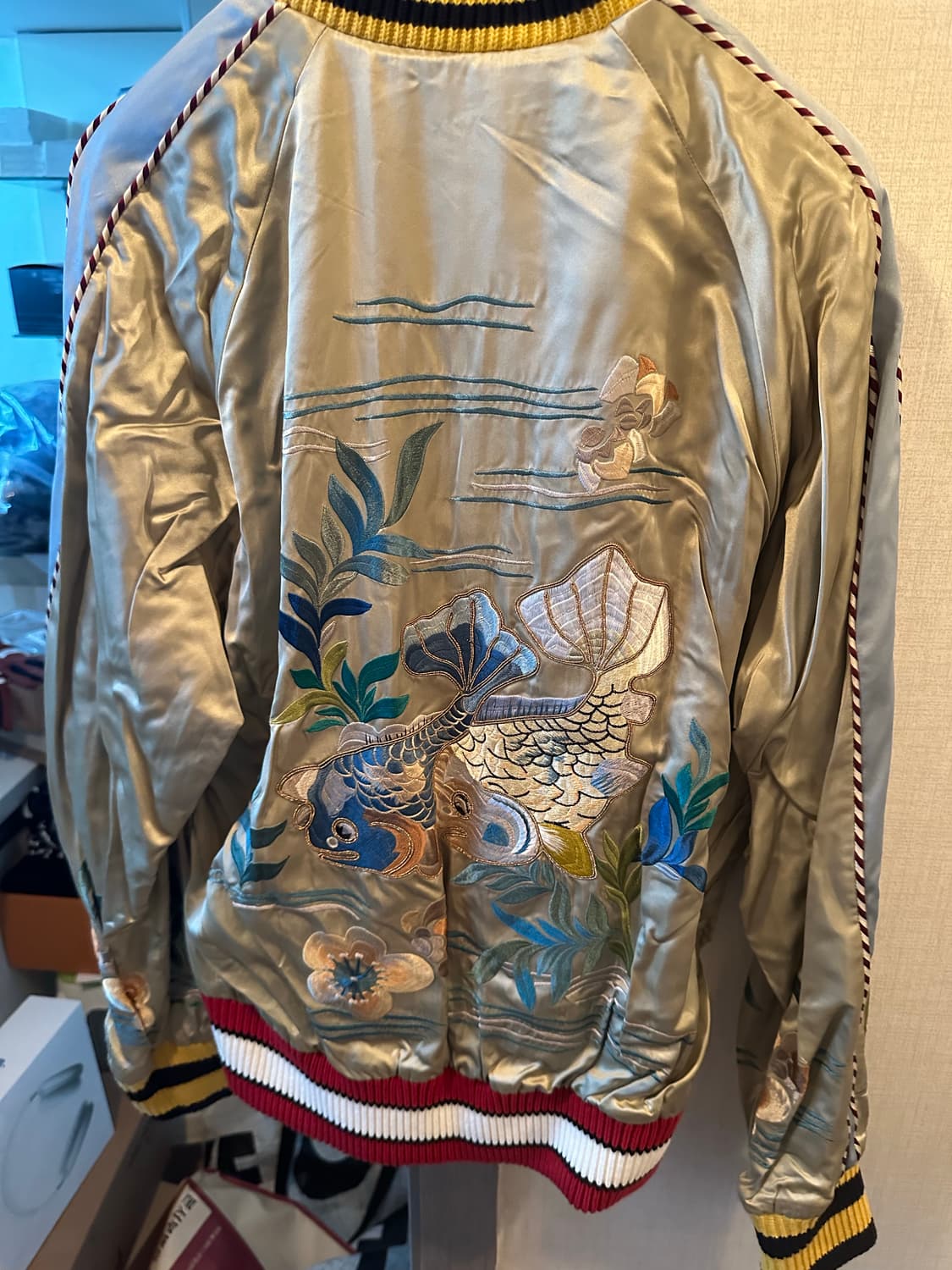 [50] 구찌 컬렉션라인 도날드 스카쟌 실크 자켓 상품이미지6