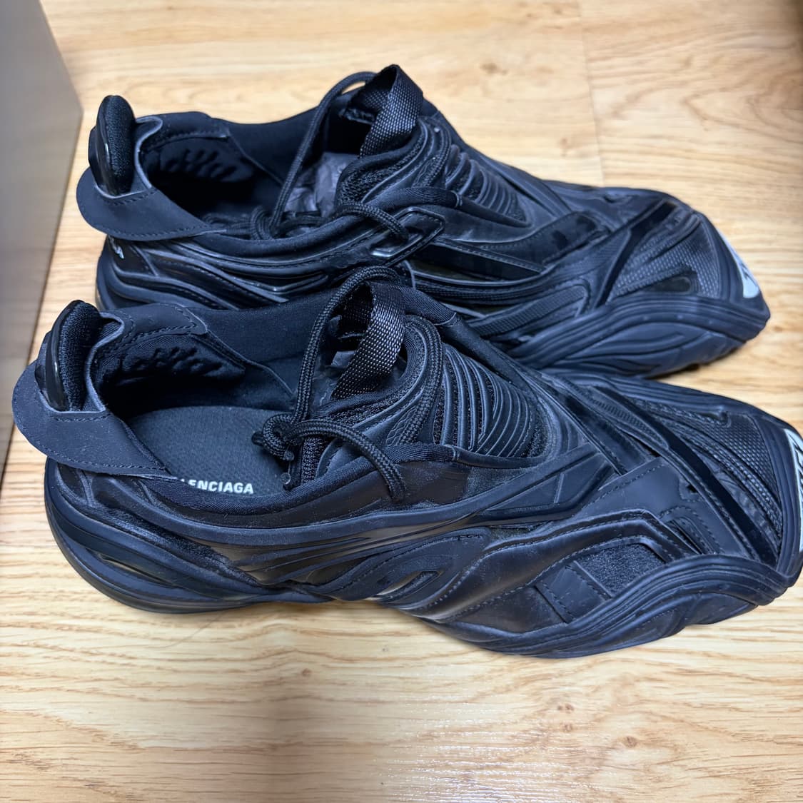 발렌시아가 타이렉스 TYREX 블랙 e40 상품이미지7