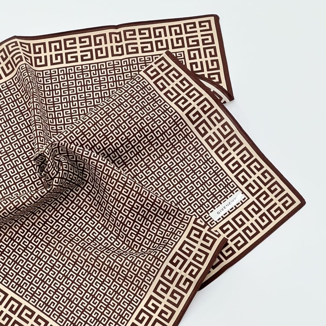 (새상품) givenchy / 지방시 쁘띠스카프 손수건 상품이미지1