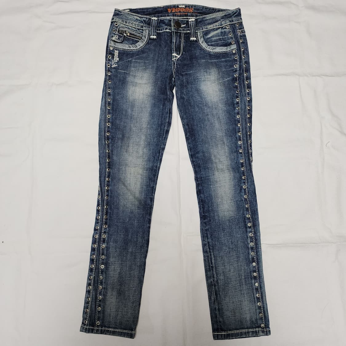 Vigoss 스터드 음각 워싱 데님팬츠 상품이미지2