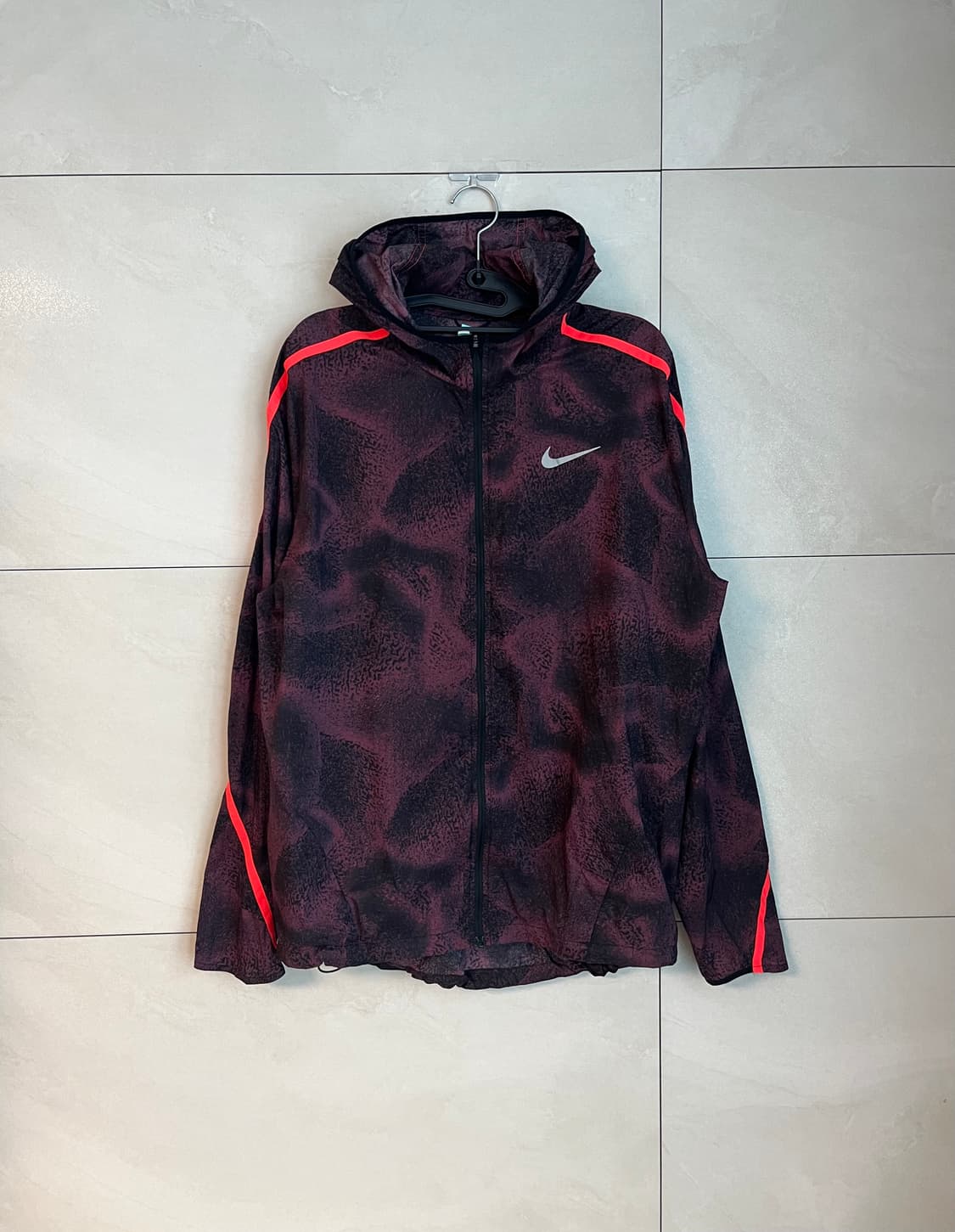 나이키 윈드러너 러닝 후드 바람막이 (L/100) 상품이미지2