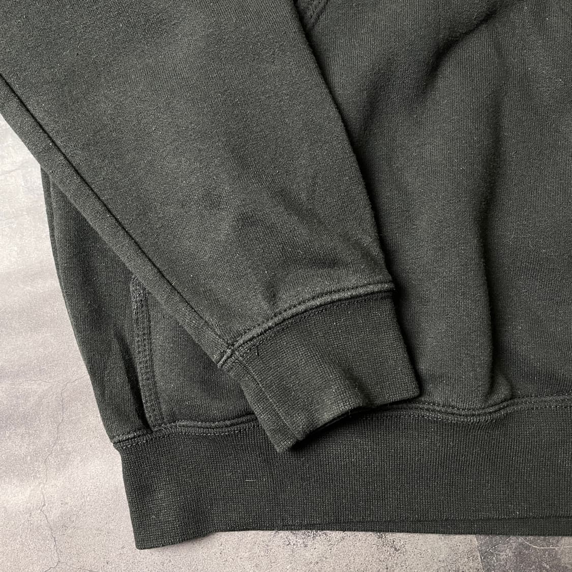 CARHARTT  칼하트 빈티지 블랙 기모라이닝 후드티 A00374 상품이미지4