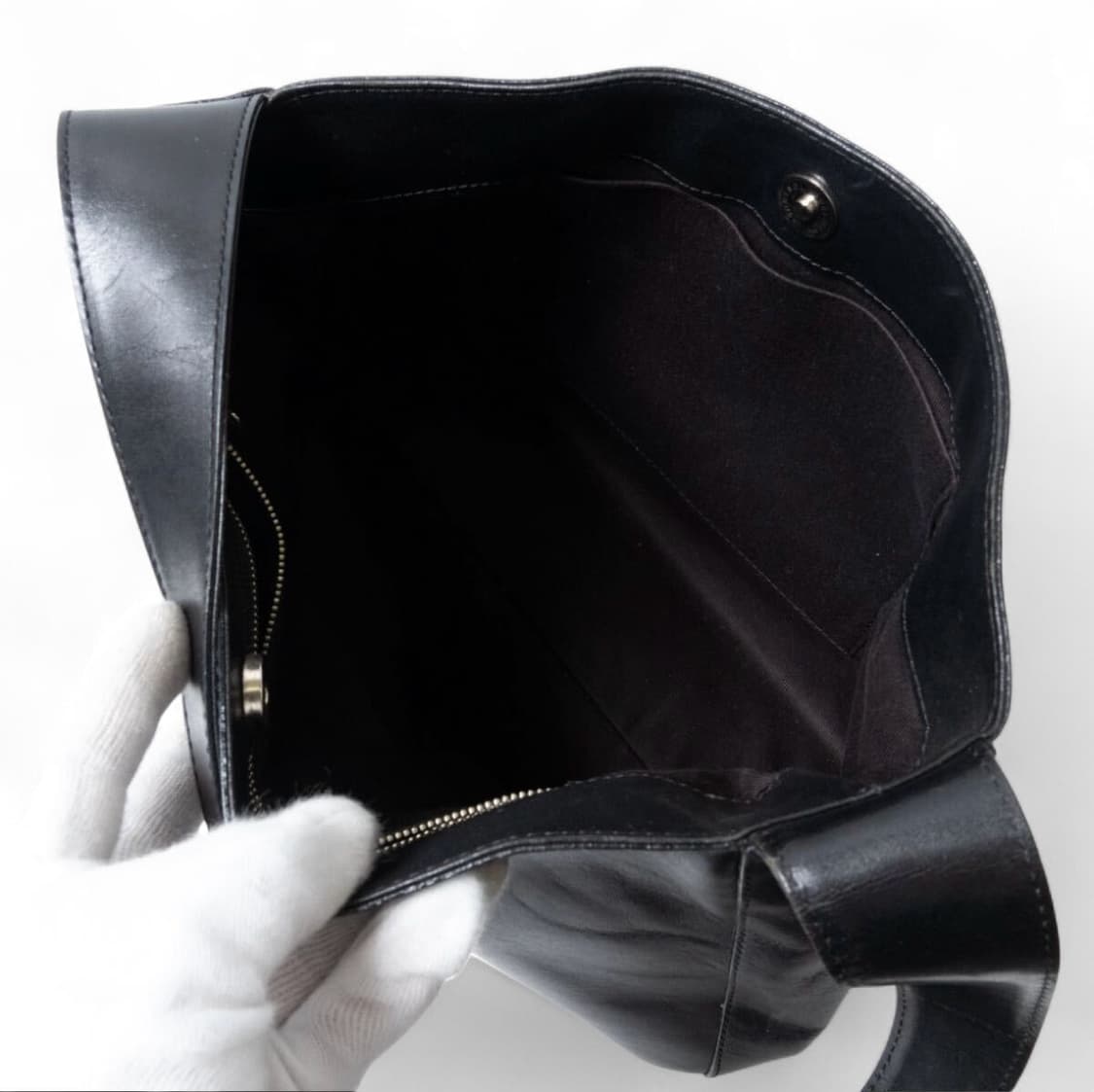 마가렛 호웰 소가죽 원숄더백 상품이미지7