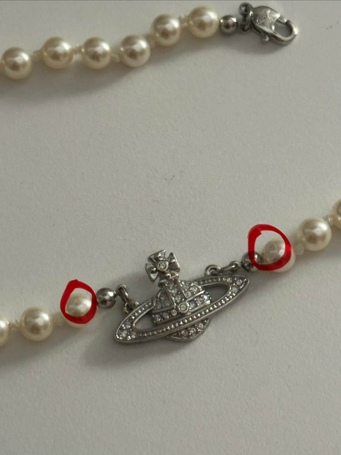 (풀박) 비비안웨스트우드 미니바스릴리프 진주 초커 목걸이 상품이미지3